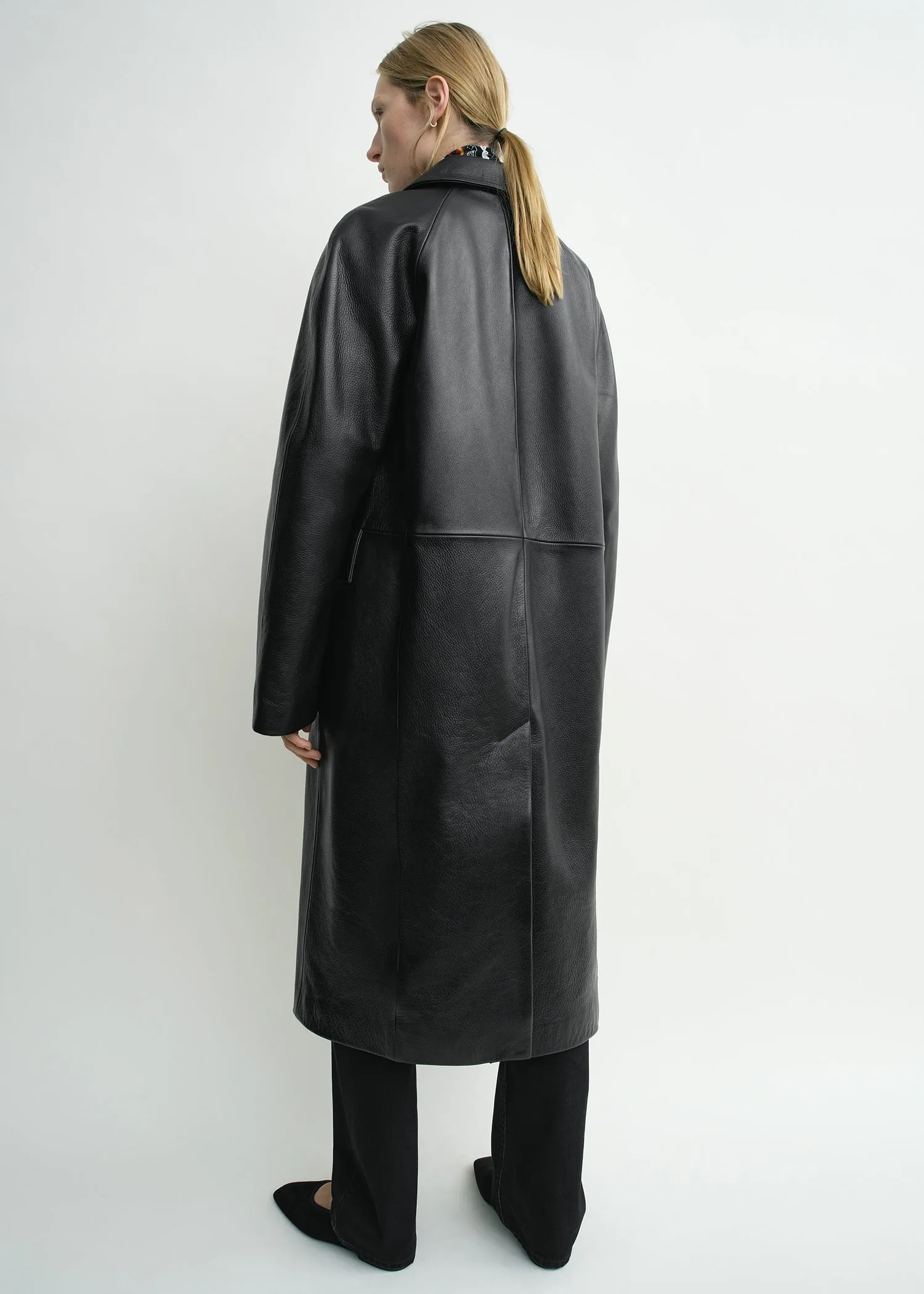 Raglan leather coat black sold by Toteme product image thumbnail 2