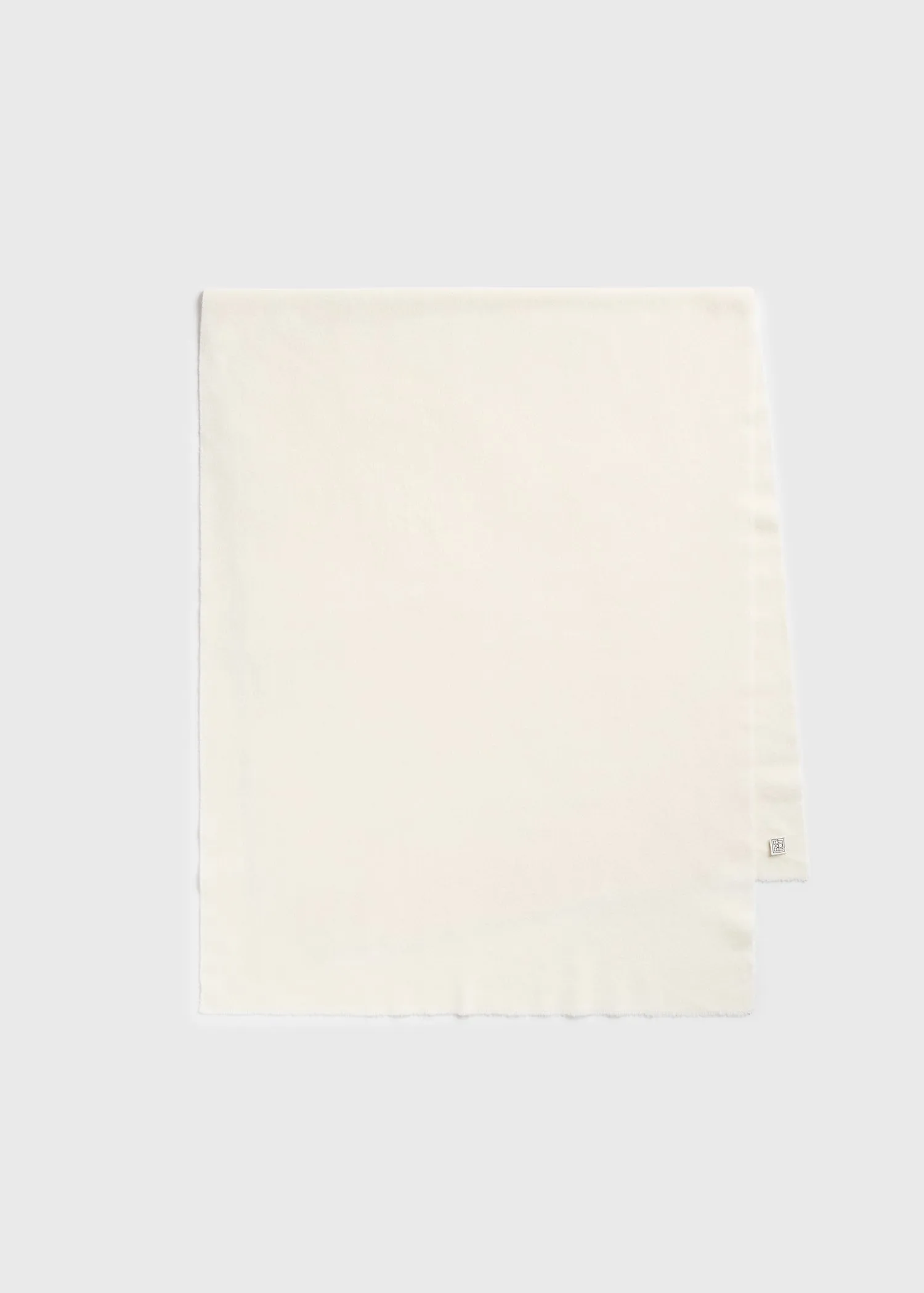 Classic winter scarf off-white sold by Toteme product image thumbnail 5