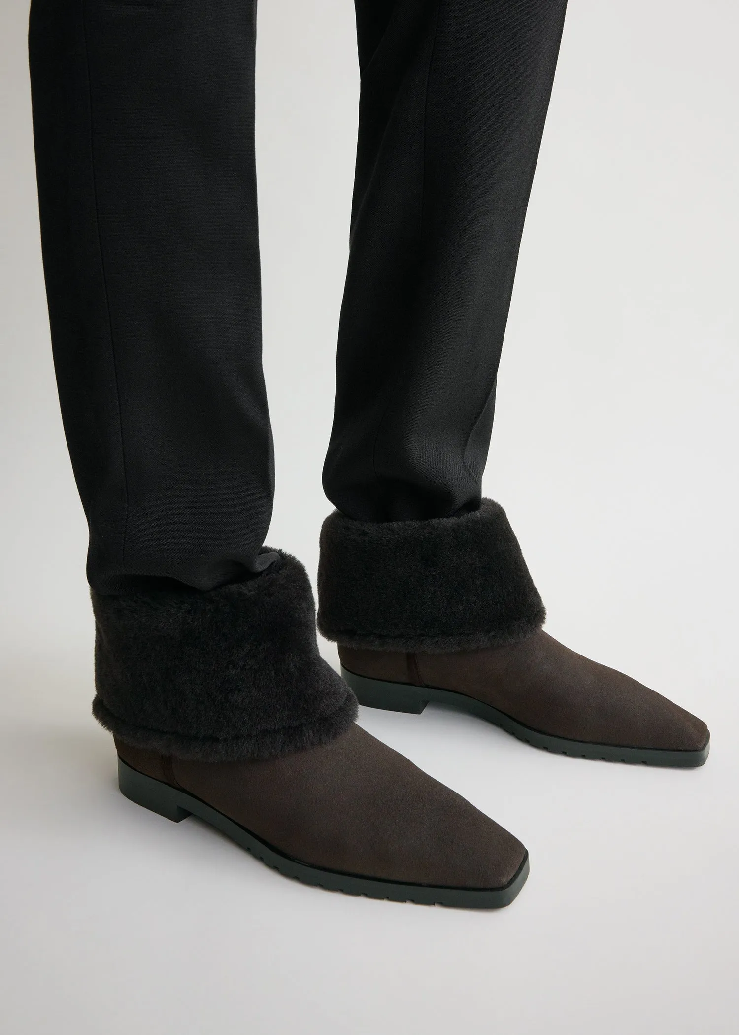 Fold-down shearling boots pepper sold by Toteme product image thumbnail 3