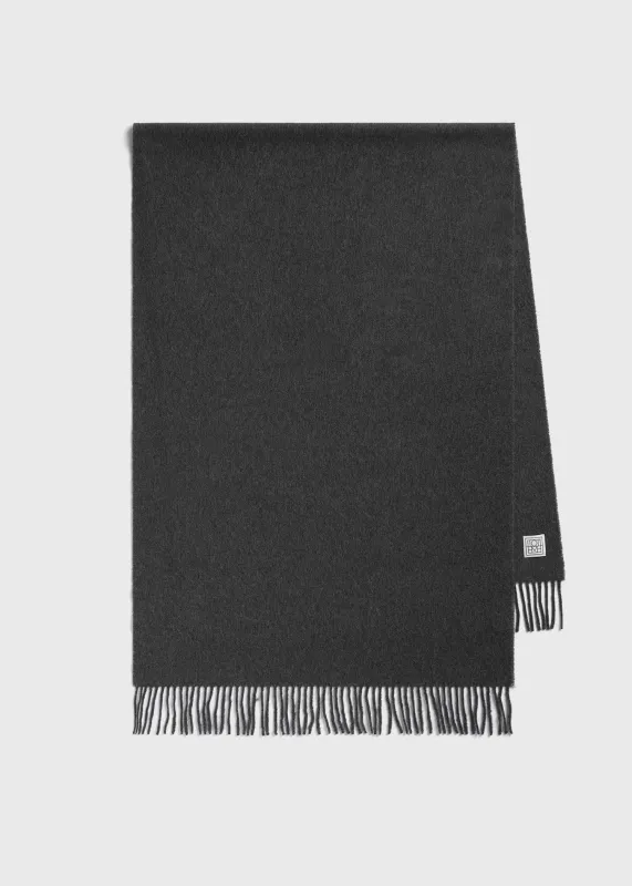 Cashmere scarf charcoal sold by Toteme