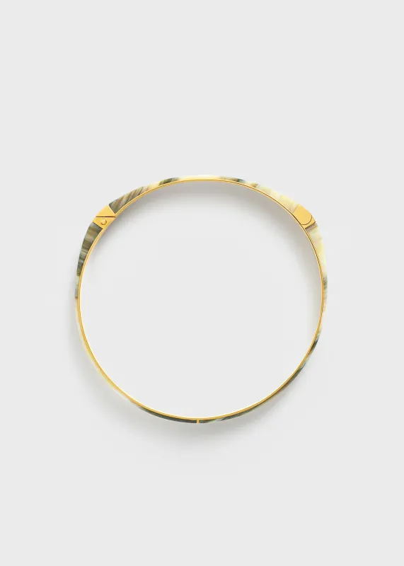 Signature collar beige/gold made by Toteme