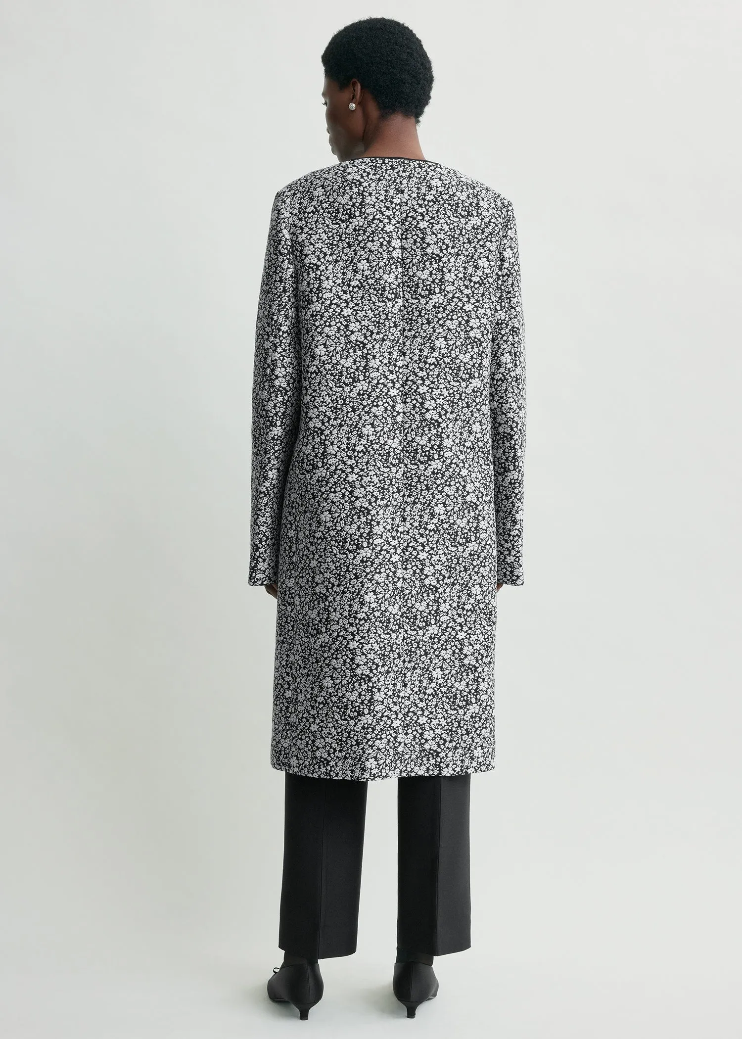 Collarless floral coat white/black sold by Toteme product image thumbnail 3