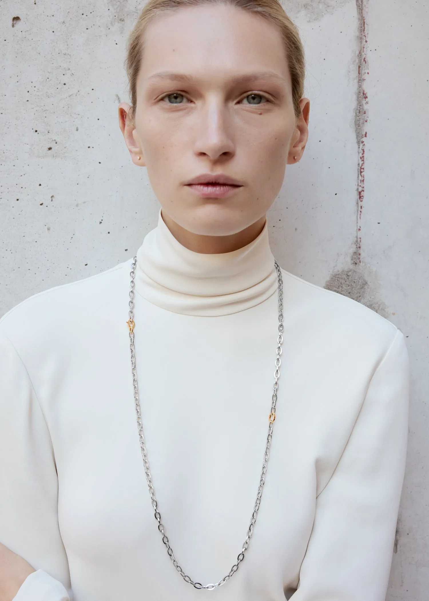 Bi-color chain silver/gold sold by Toteme product image thumbnail 2