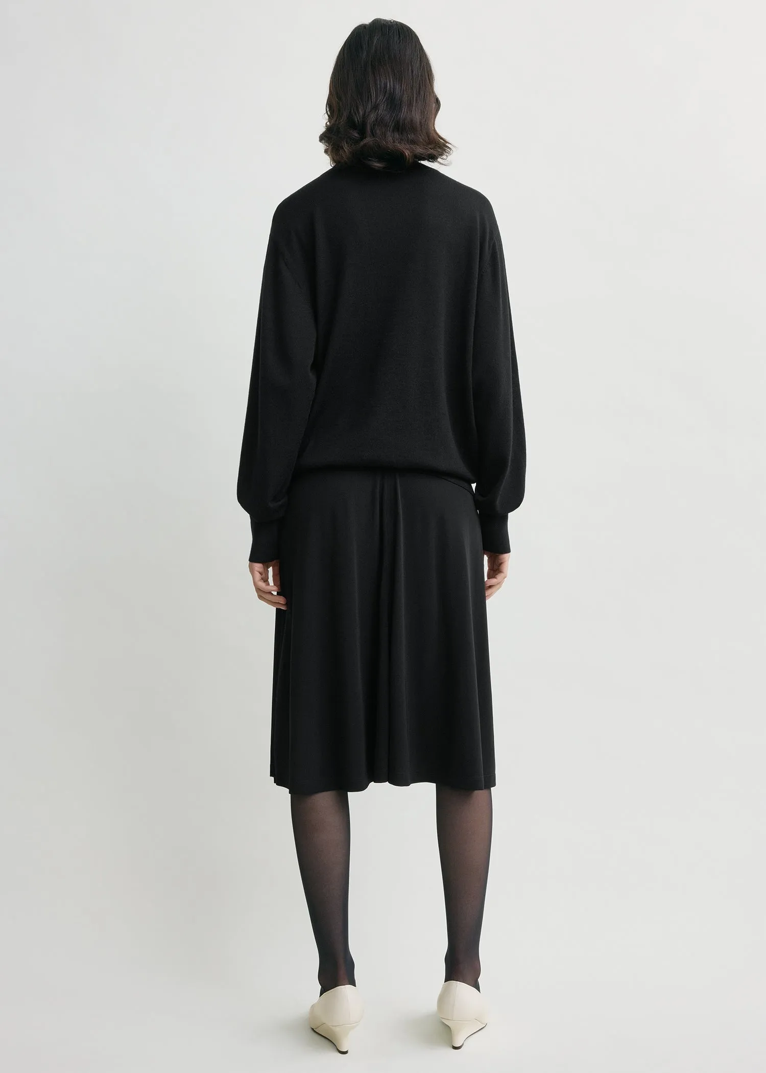 Short fluid jersey skirt black sold by Toteme product image thumbnail 3