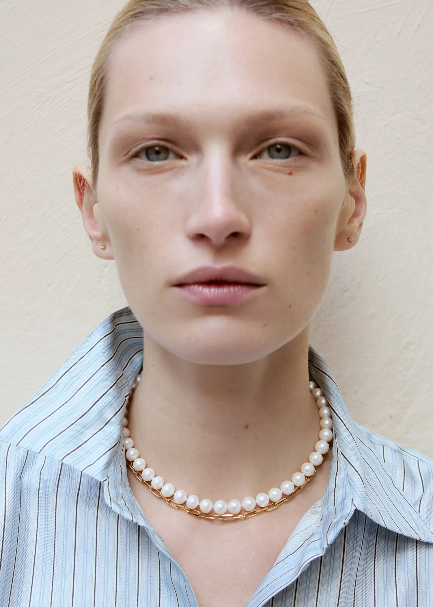 Infinity pearl choker white sold by Toteme product image thumbnail 2