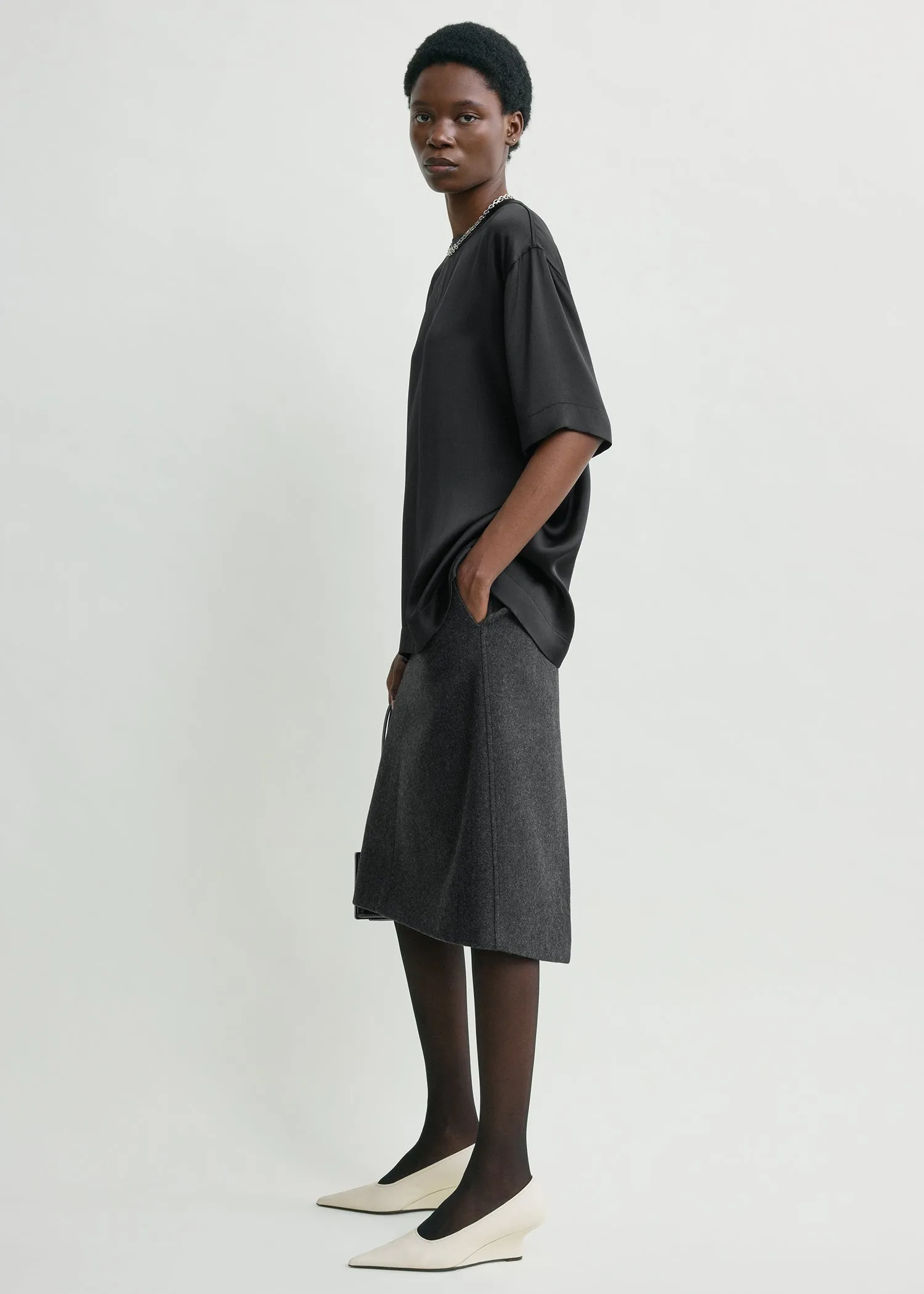 Twill suit skirt charcoal sold by Toteme product image thumbnail 2