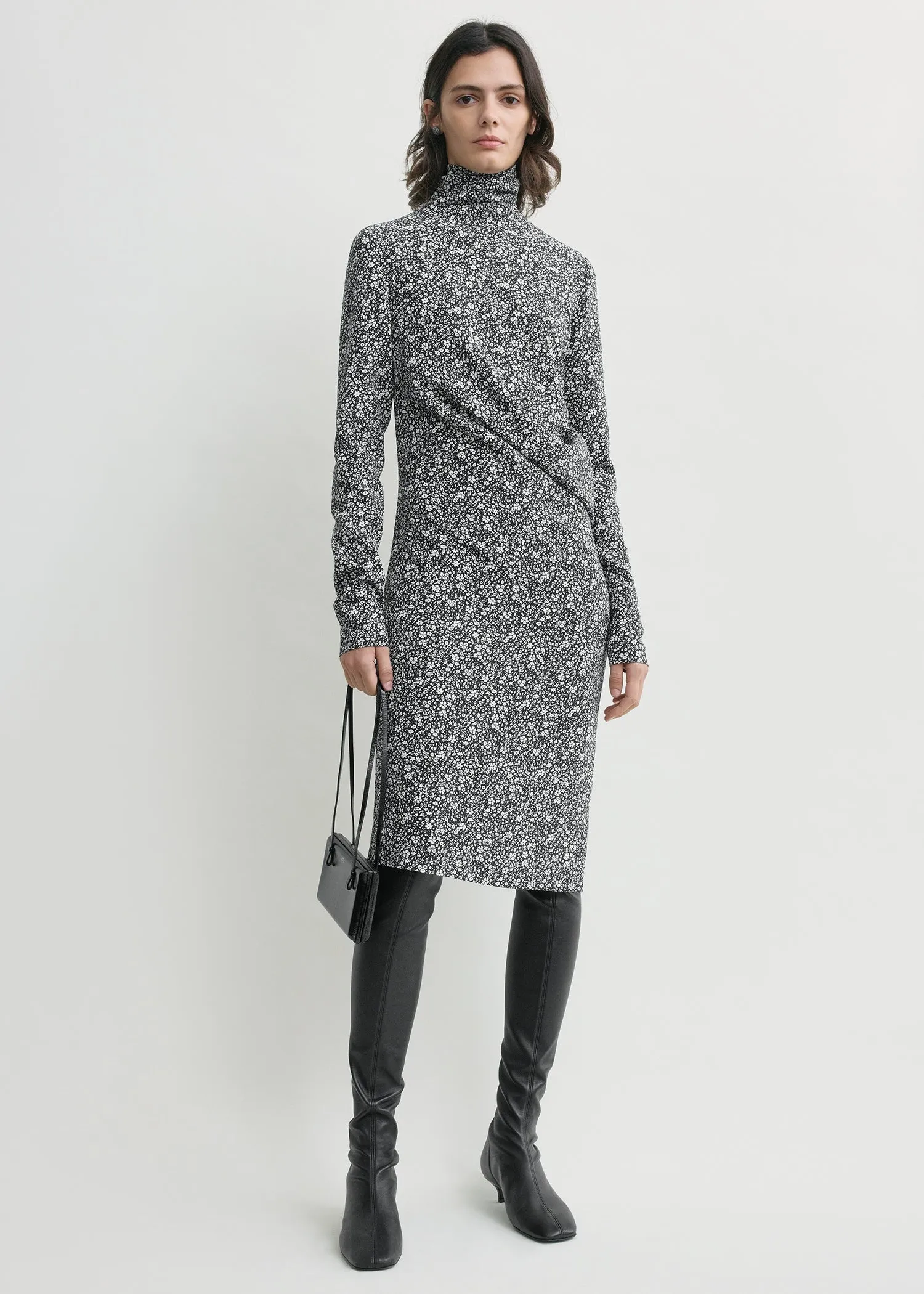 Floral twist dress black/white sold by Toteme