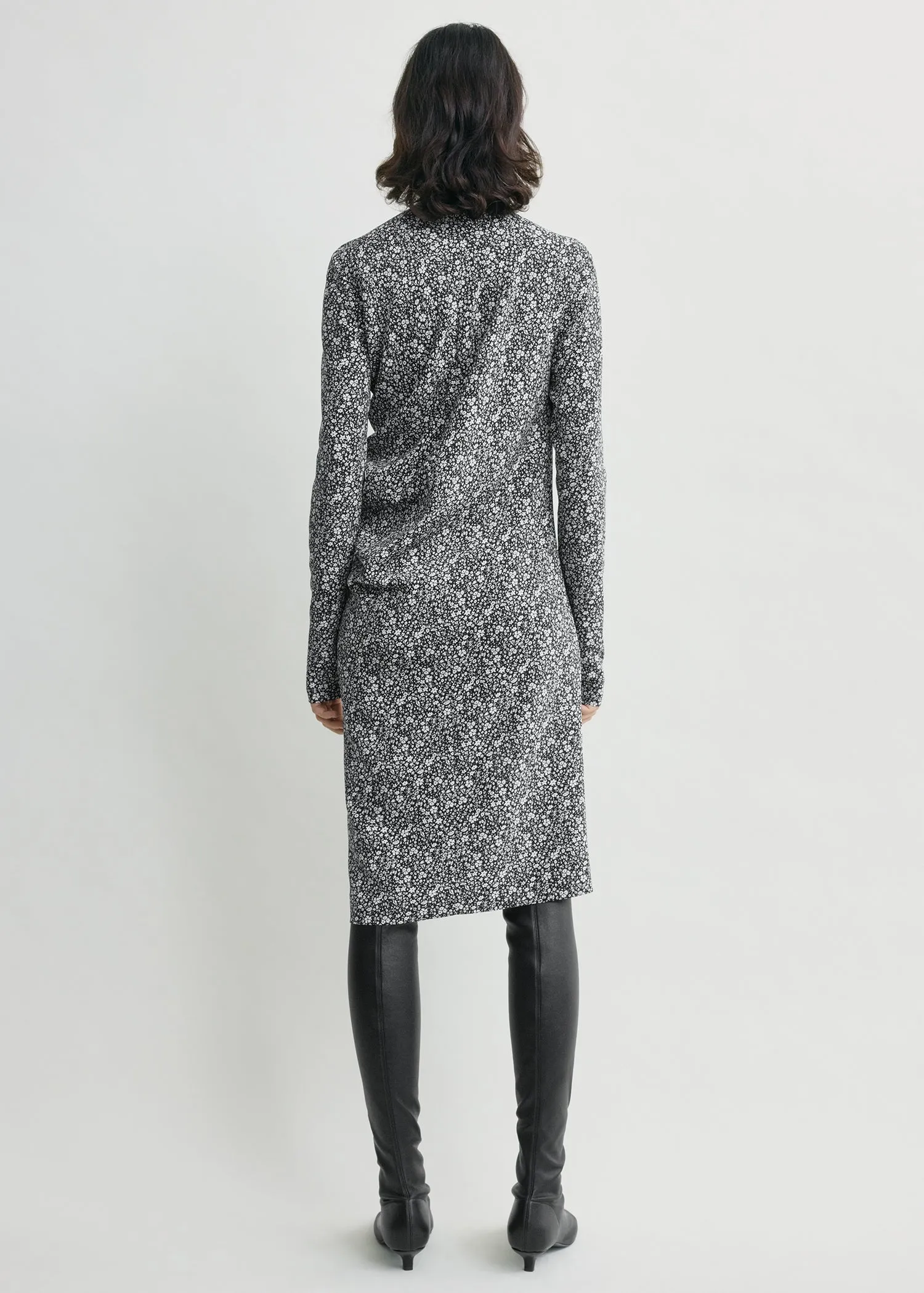 Floral twist dress black/white sold by Toteme product image thumbnail 3