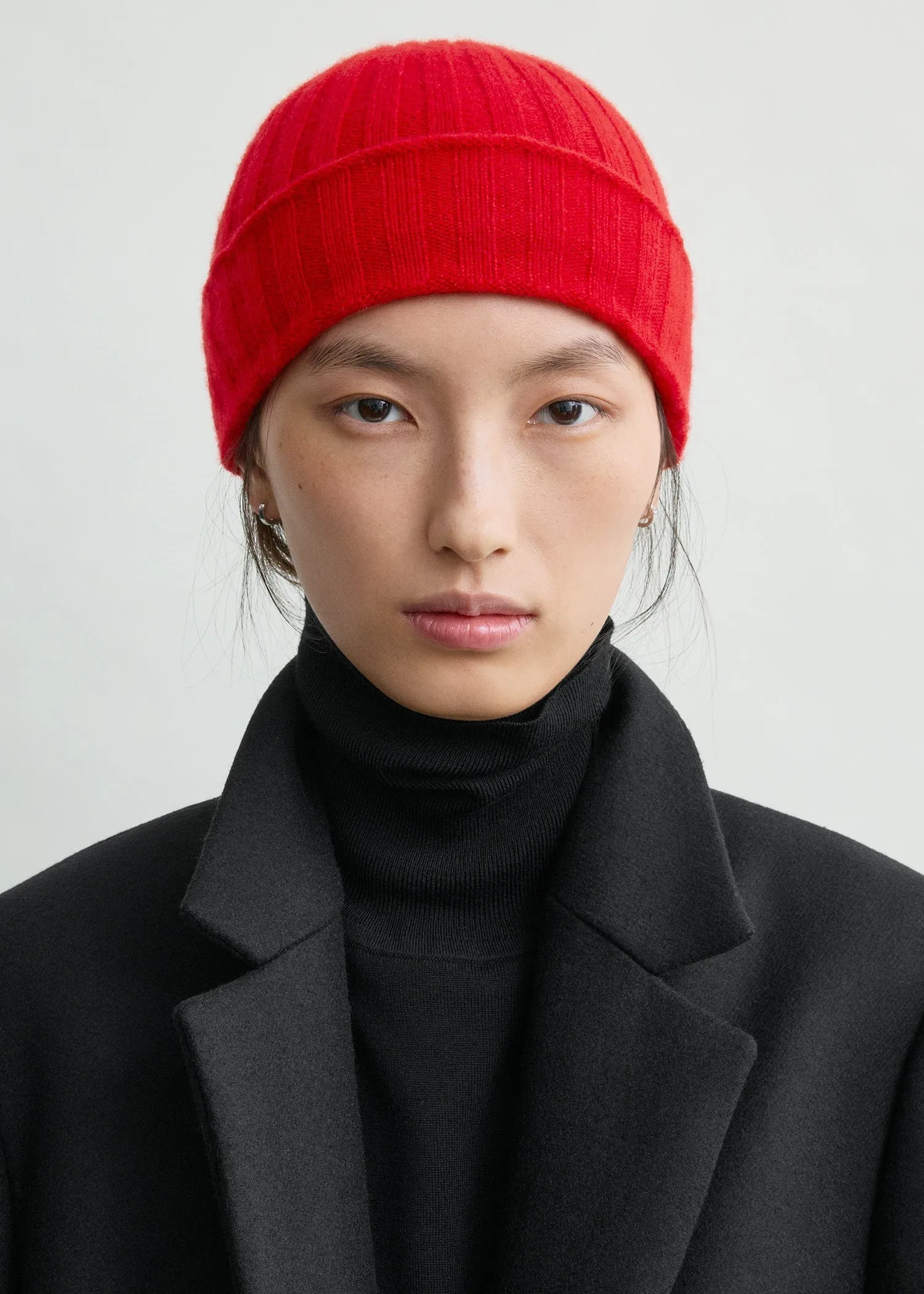 Cashmere beanie poppy sold by Toteme product image thumbnail 2