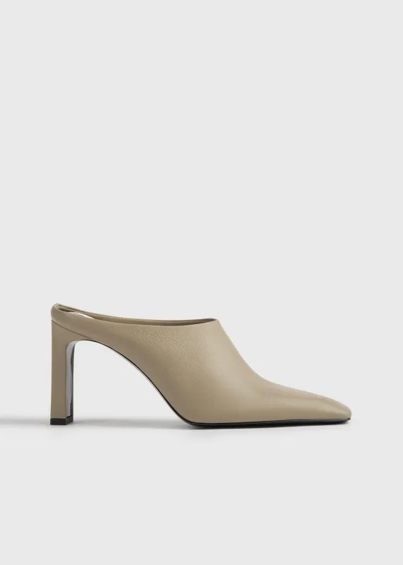 Bar nappa mules latte sold by Toteme