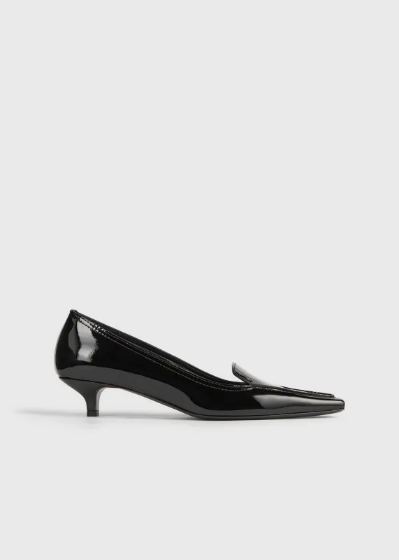 Patent loafer pumps black sold by Toteme