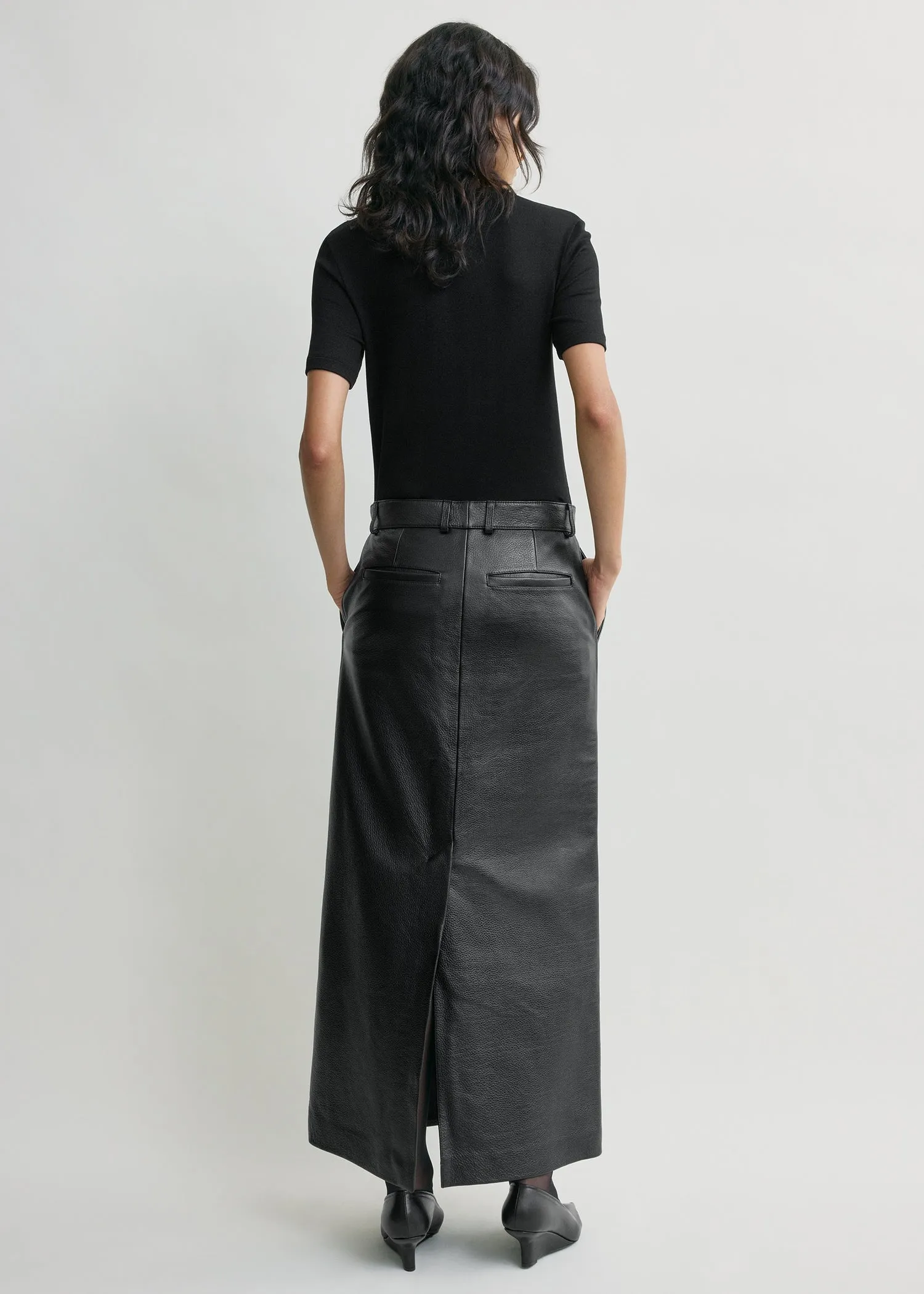Classic jersey tee black sold by Toteme product image thumbnail 3