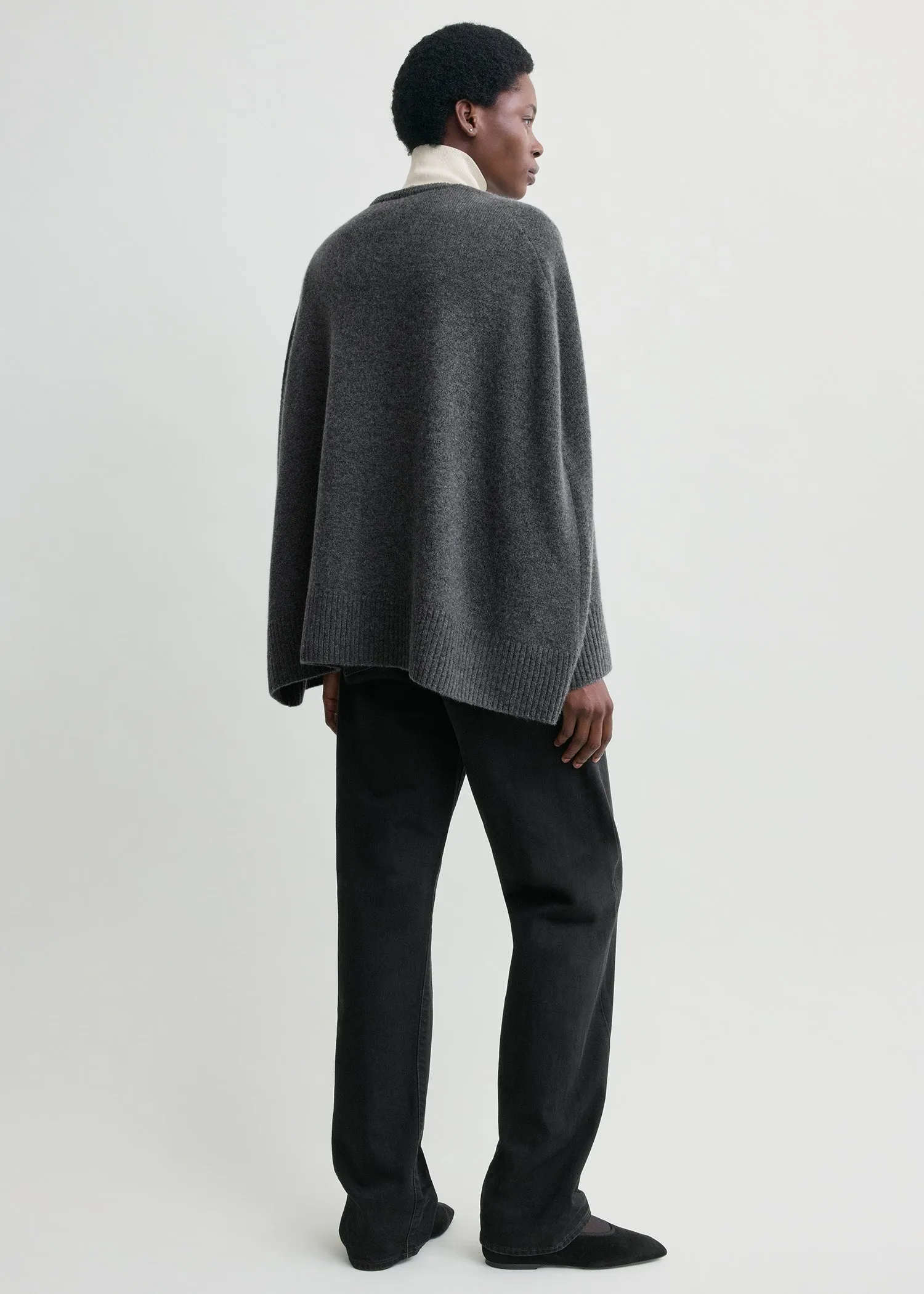 Crew cape knit dark grey sold by Toteme product image thumbnail 3