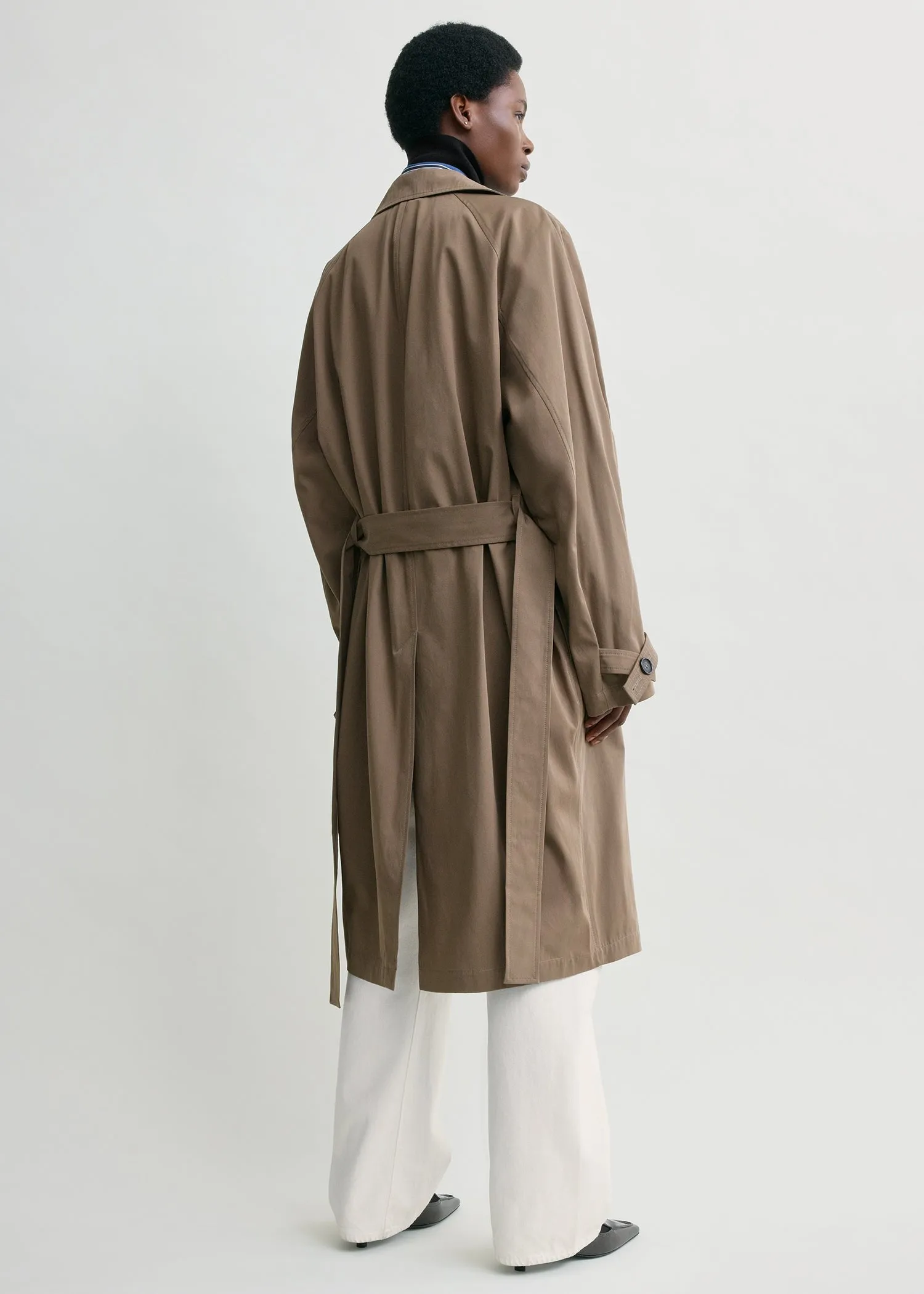 Light spring trench hazel sold by Toteme product image thumbnail 3
