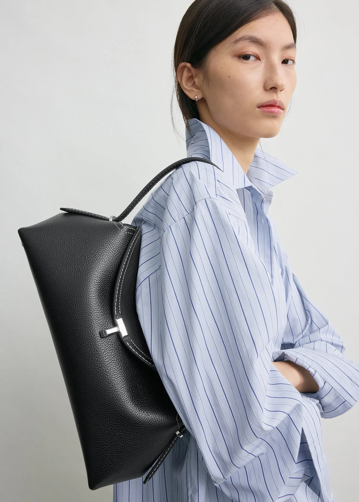 T-lock grained-leather shoulder black sold by Toteme product image thumbnail 3