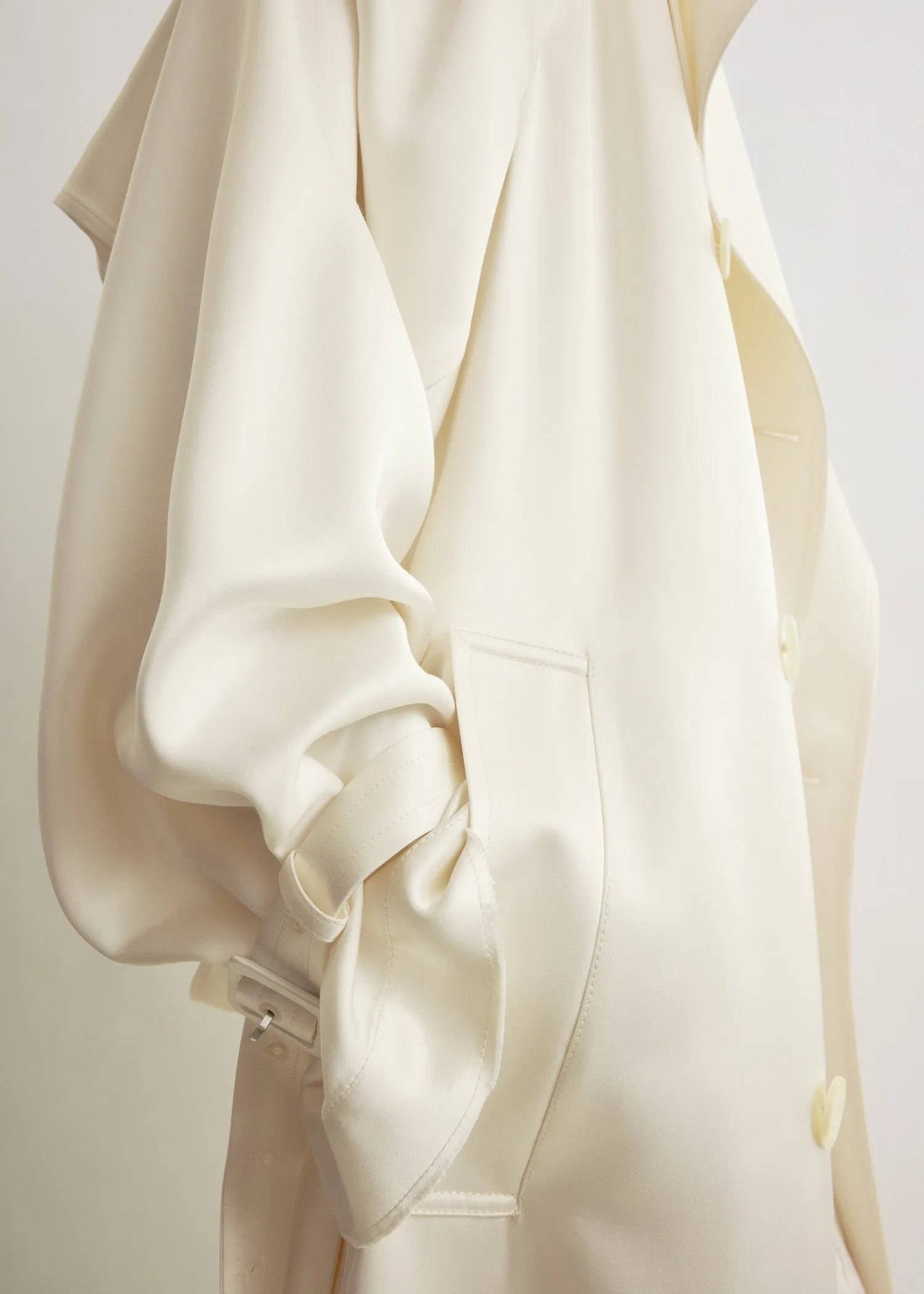 Draped satin trench off-white sold by Toteme product image thumbnail 5