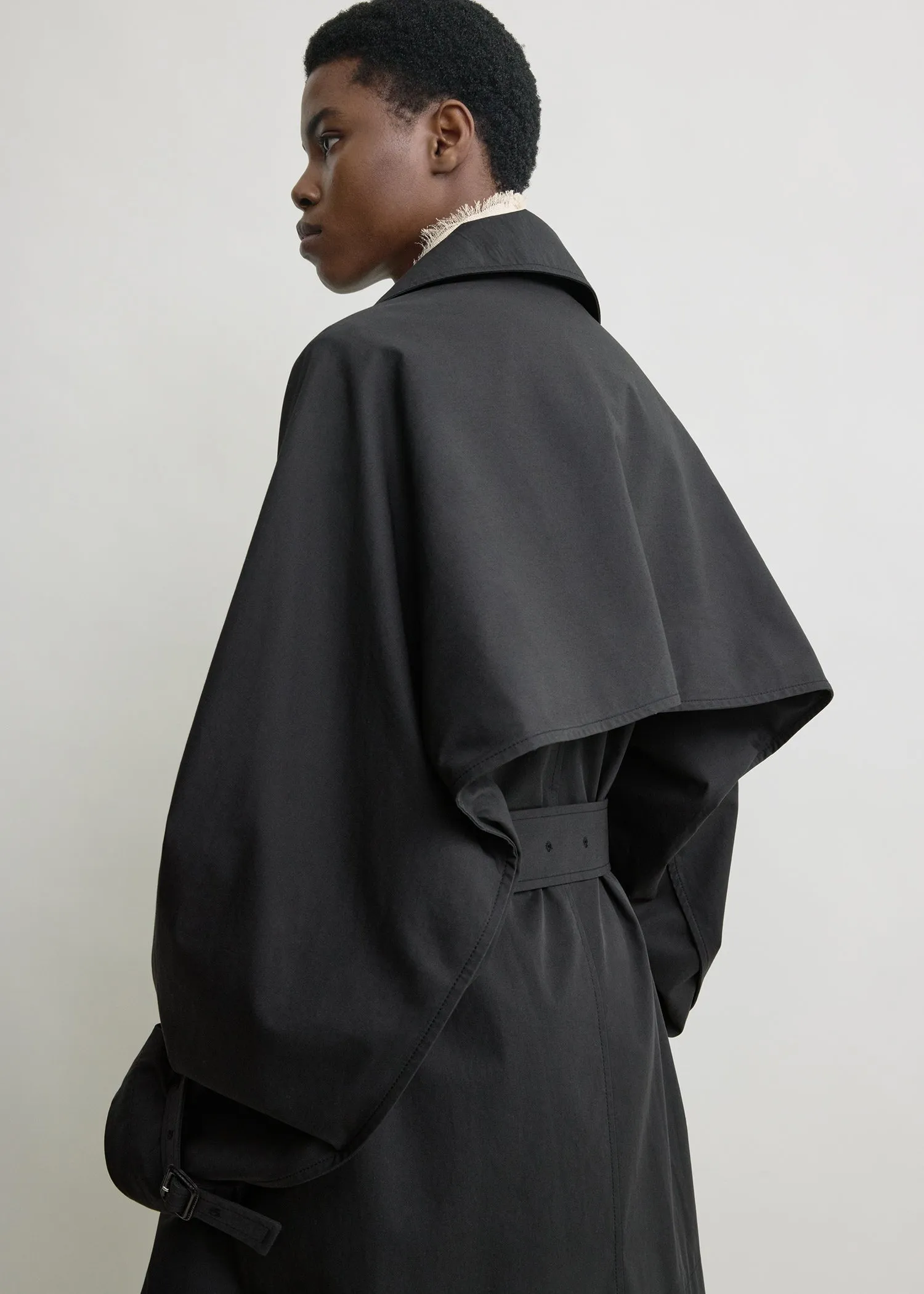 Washed cotton trench washed black sold by Toteme product image thumbnail 4