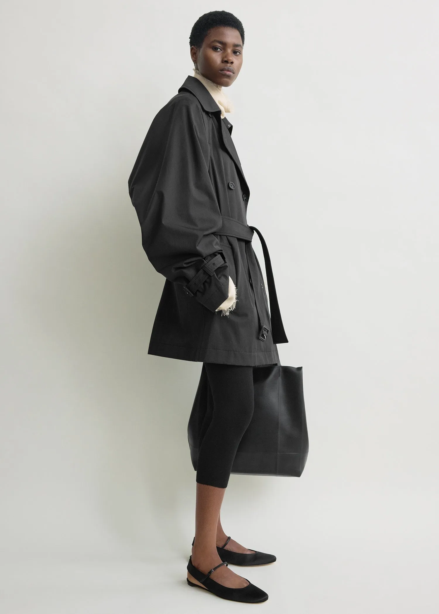 Washed cotton trench washed black sold by Toteme product image thumbnail 2