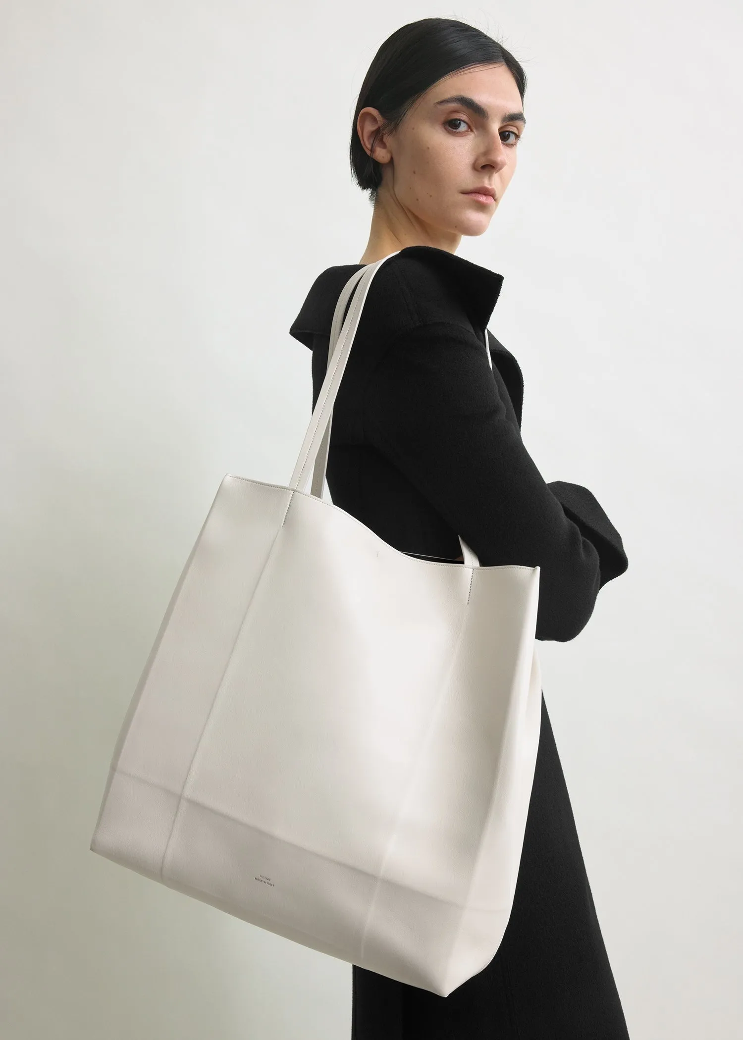 Roam leather tote stone sold by Toteme product image thumbnail 2