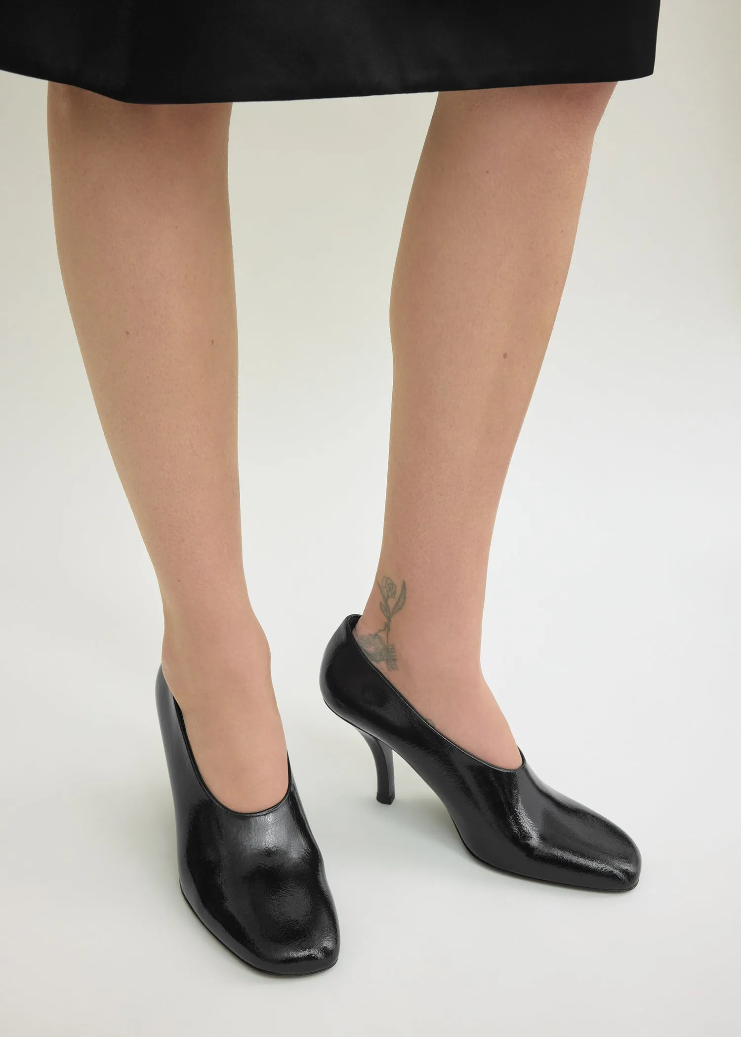 Contour naplack pumps black sold by Toteme product image thumbnail 3