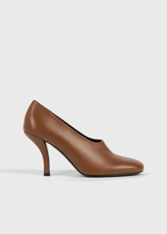 Contour nappa pumps sienna sold by Toteme