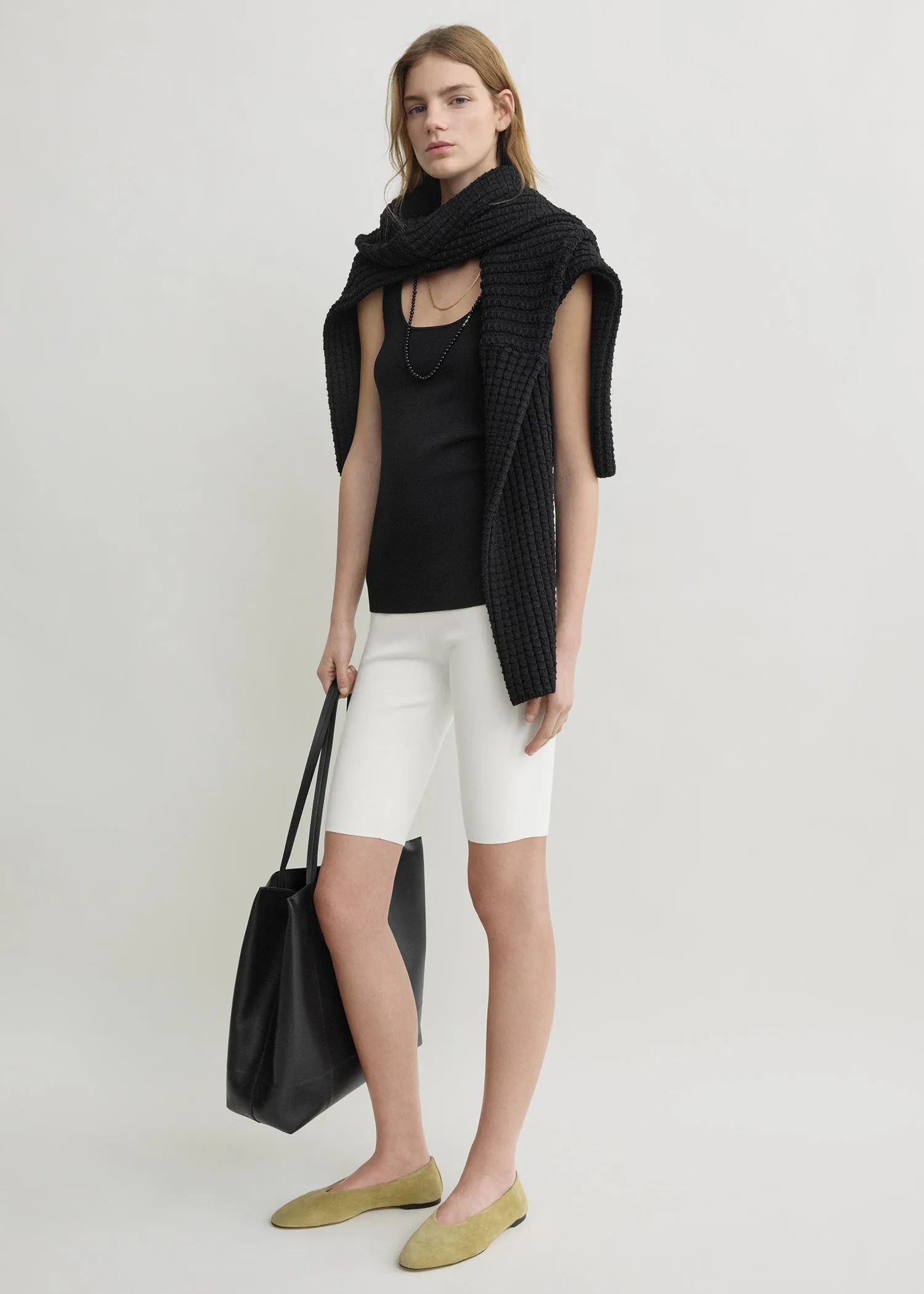 Capri knit shorts off-white sold by Toteme