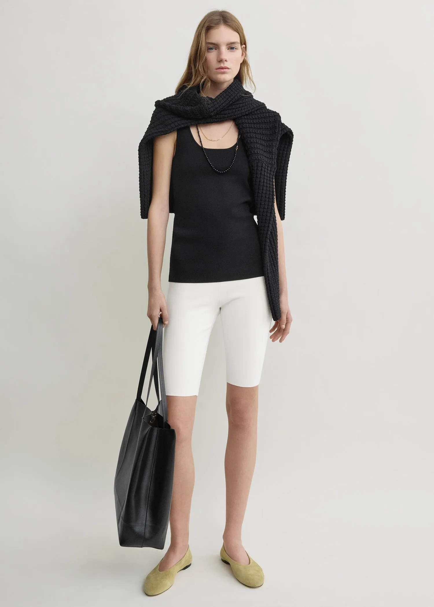 Capri knit shorts off-white sold by Toteme product image thumbnail 2