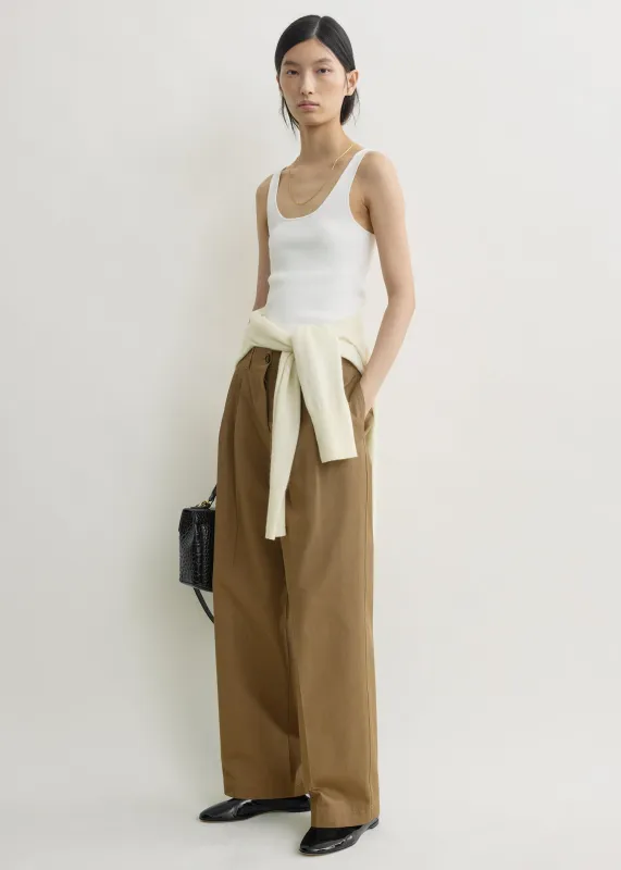 Relaxed chino trousers hazel made by Toteme