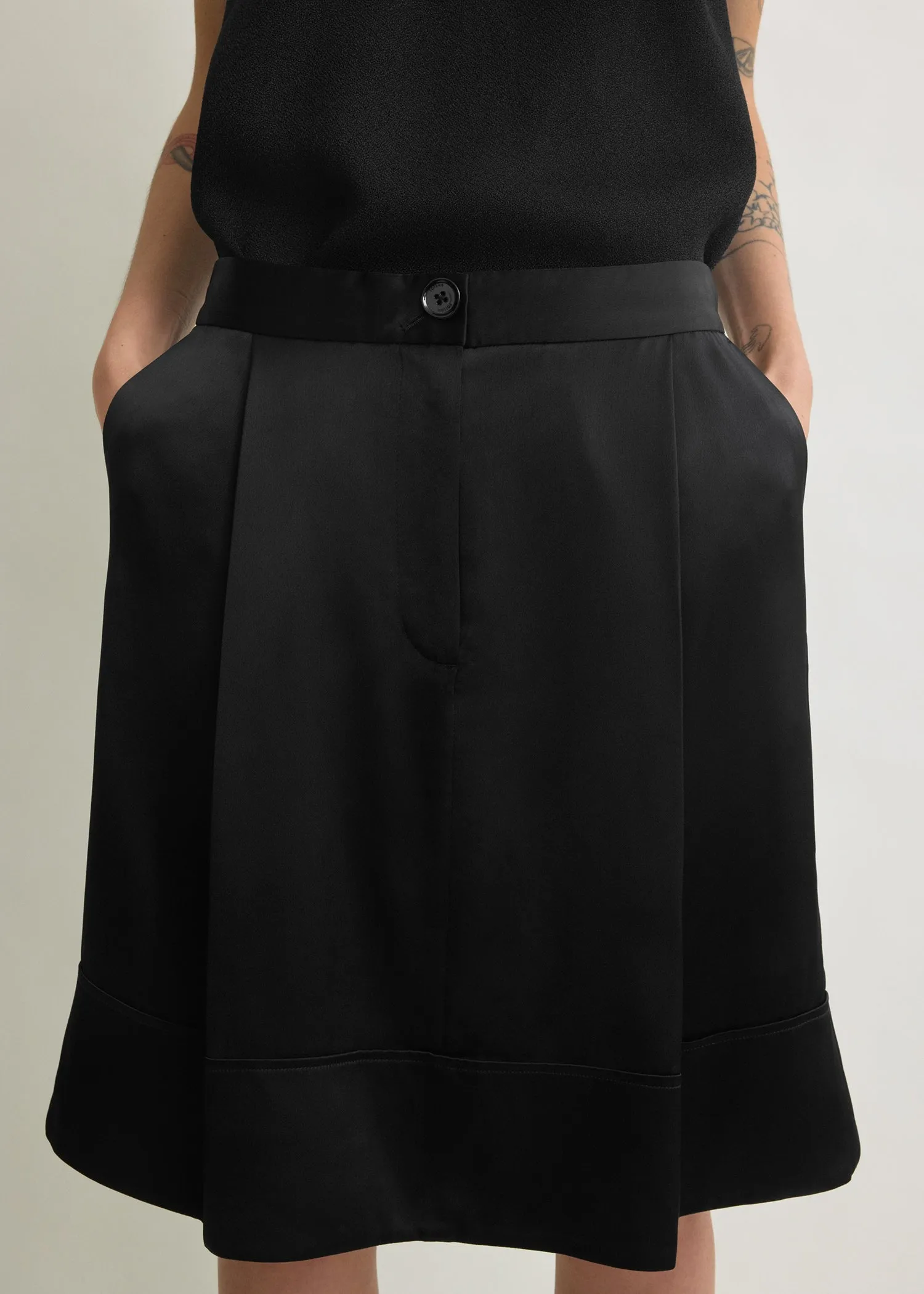 Soft tuxedo skirt black sold by Toteme product image thumbnail 4