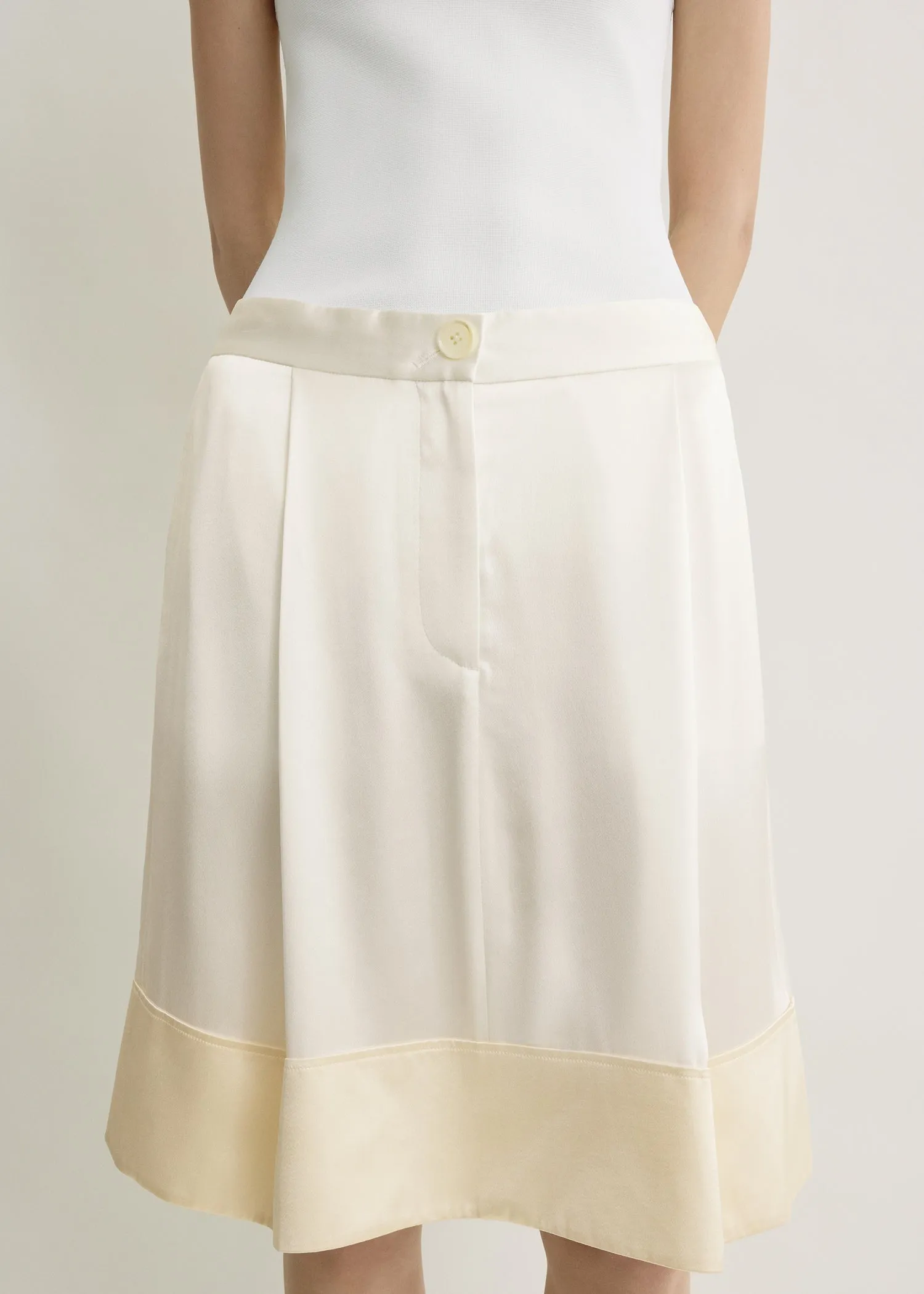 Soft tuxedo skirt white sold by Toteme product image thumbnail 4