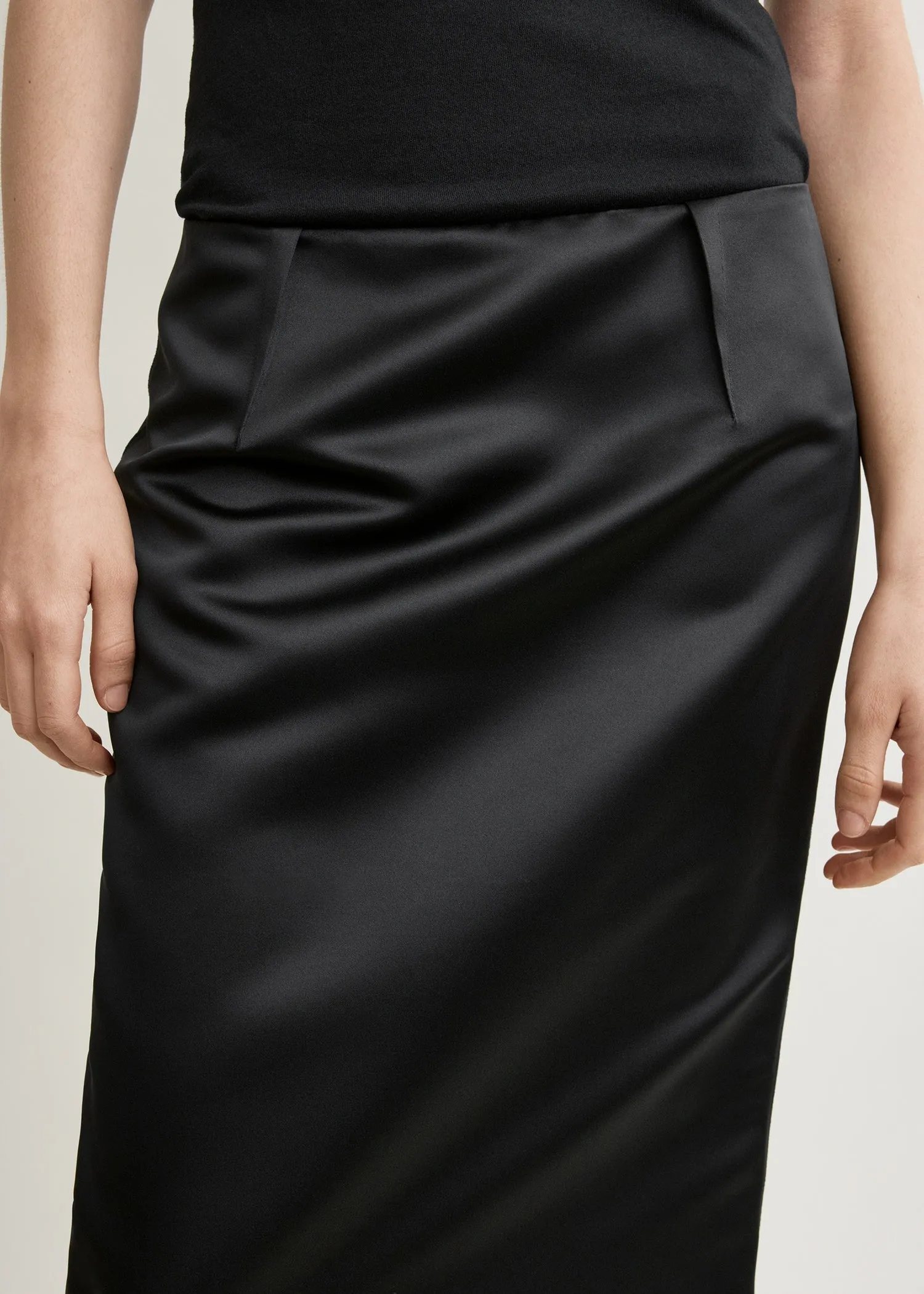 Duchess satin pencil skirt black sold by Toteme product image thumbnail 4