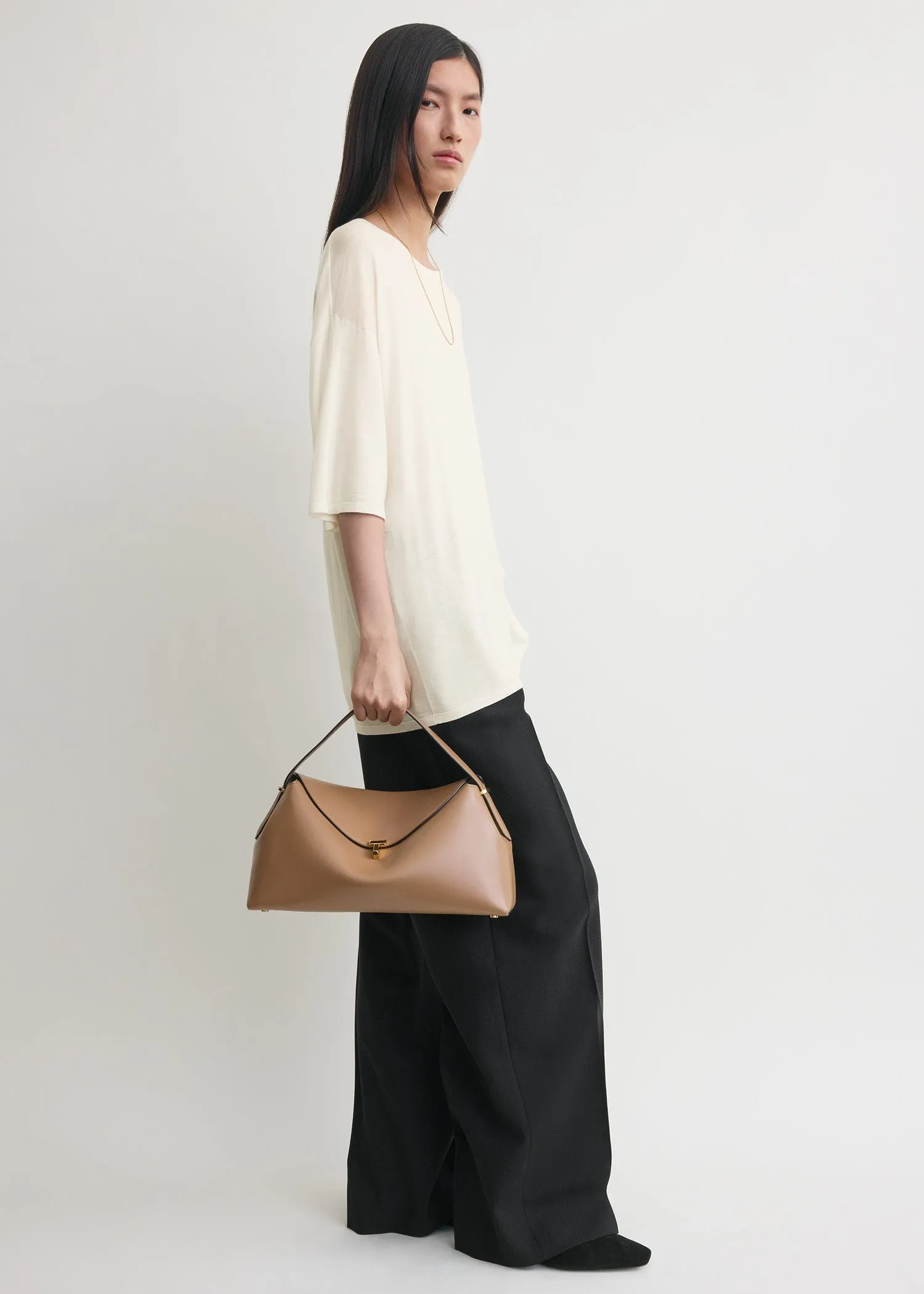 T-lock leather top handle camel sold by Toteme product image thumbnail 3