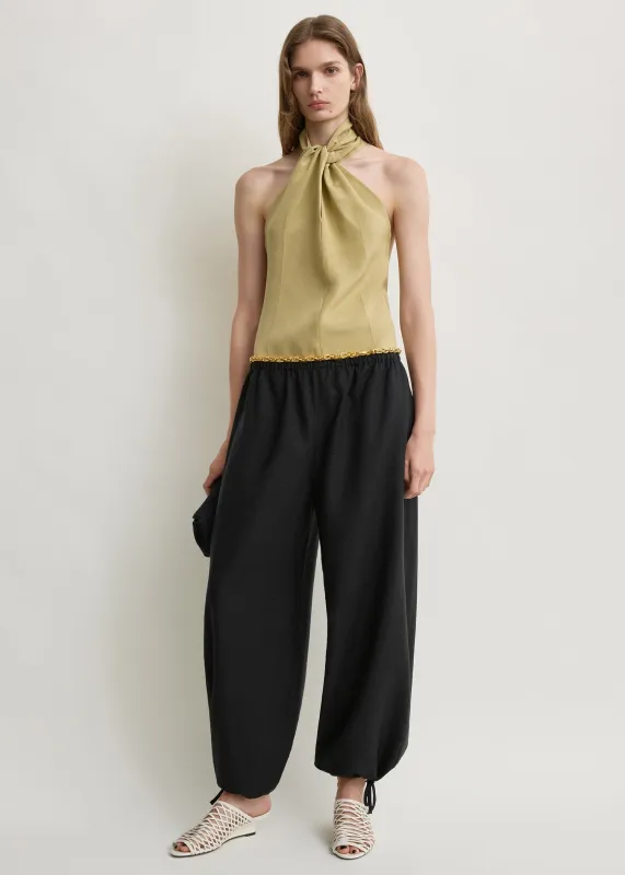 Twist halter top cumin made by Toteme