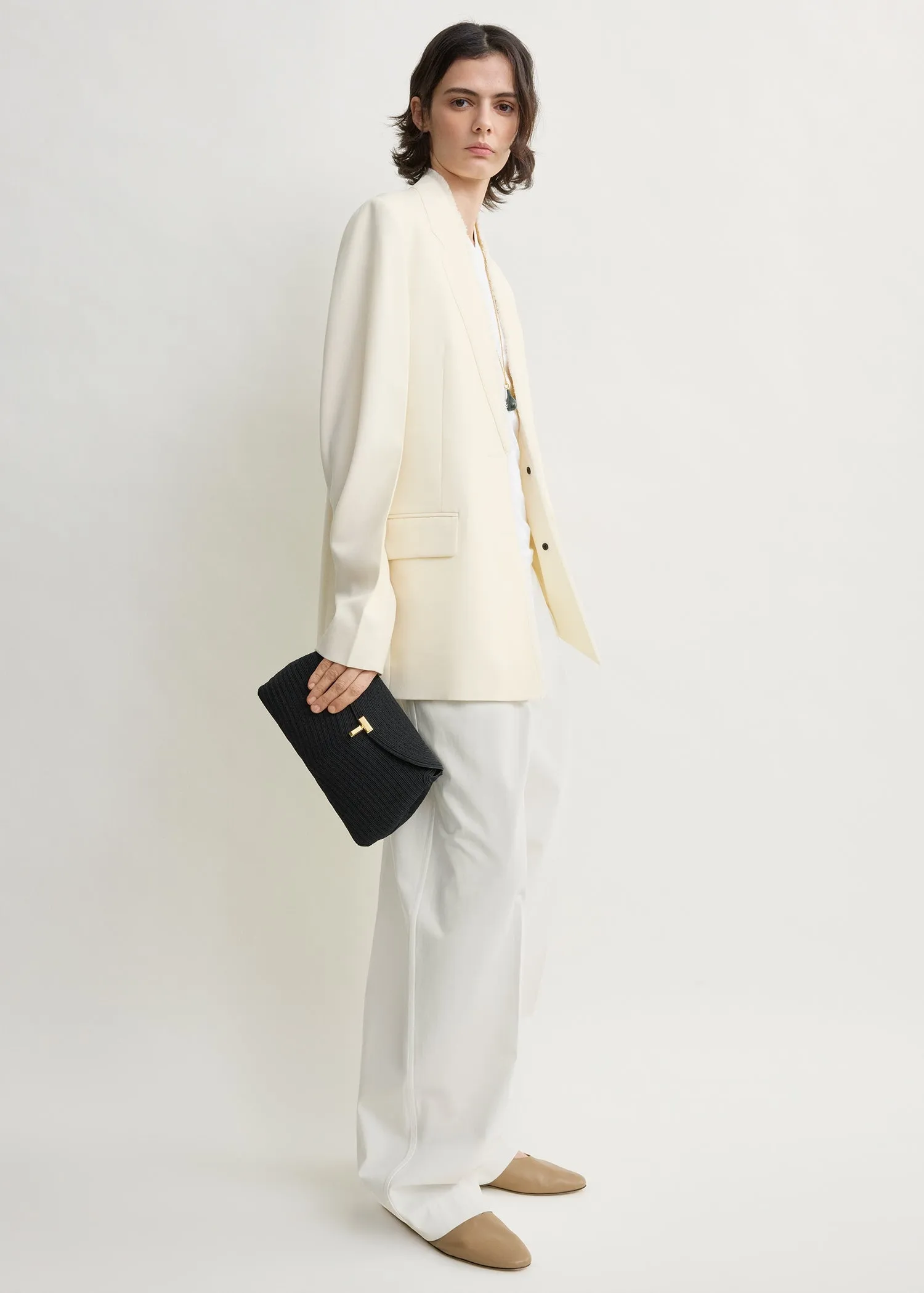 T-lock rope clutch black sold by Toteme product image thumbnail 2