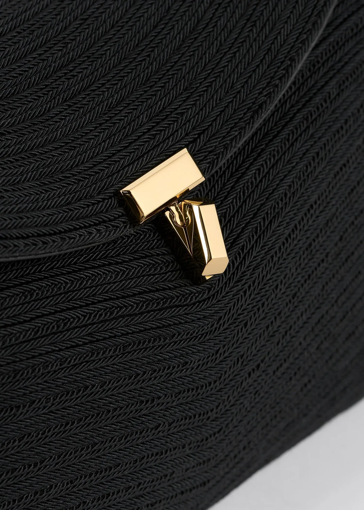 T-lock rope clutch black sold by Toteme product image thumbnail 5