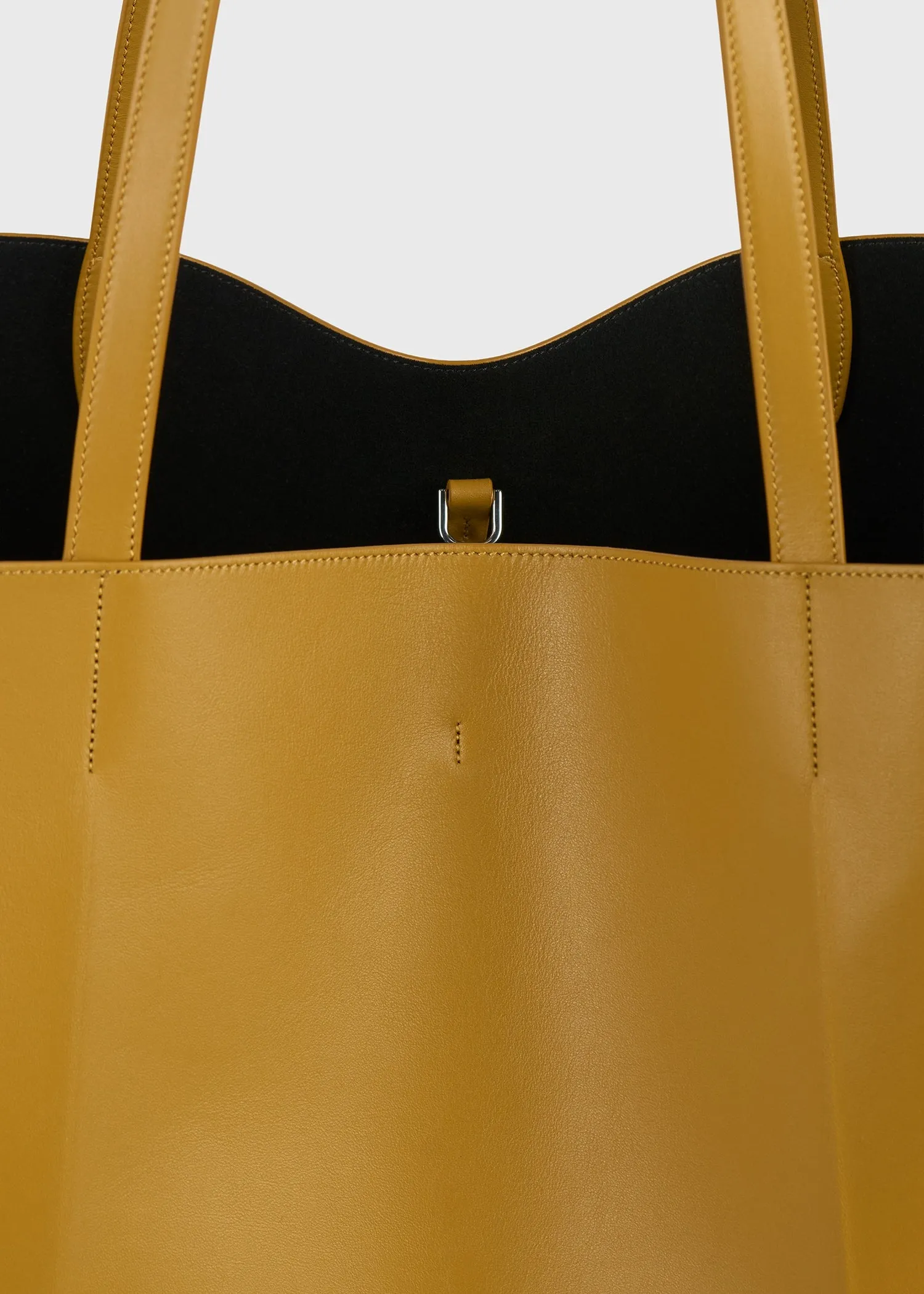 Roam leather tote manuka sold by Toteme product image thumbnail 5