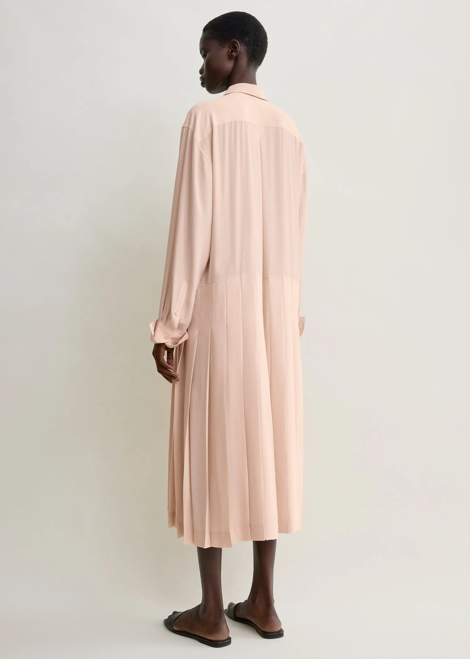 Pleated shirtdress dusty pink sold by Toteme product image thumbnail 3