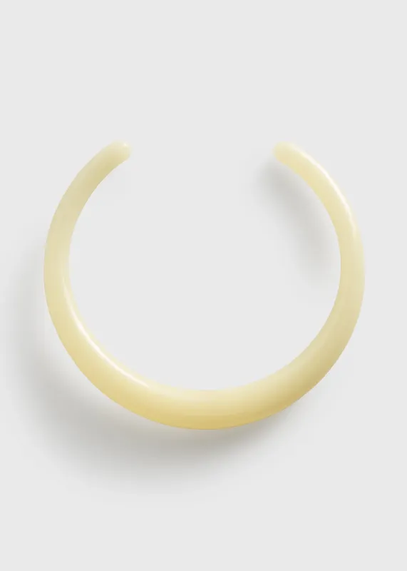 Sculpted collar buttercup made by Toteme