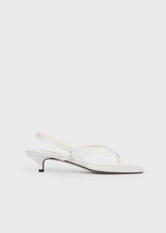 Slingback satin flip flops ecru made by Toteme