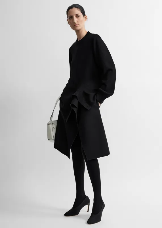 Asymmetric cashmere knit black made by Toteme