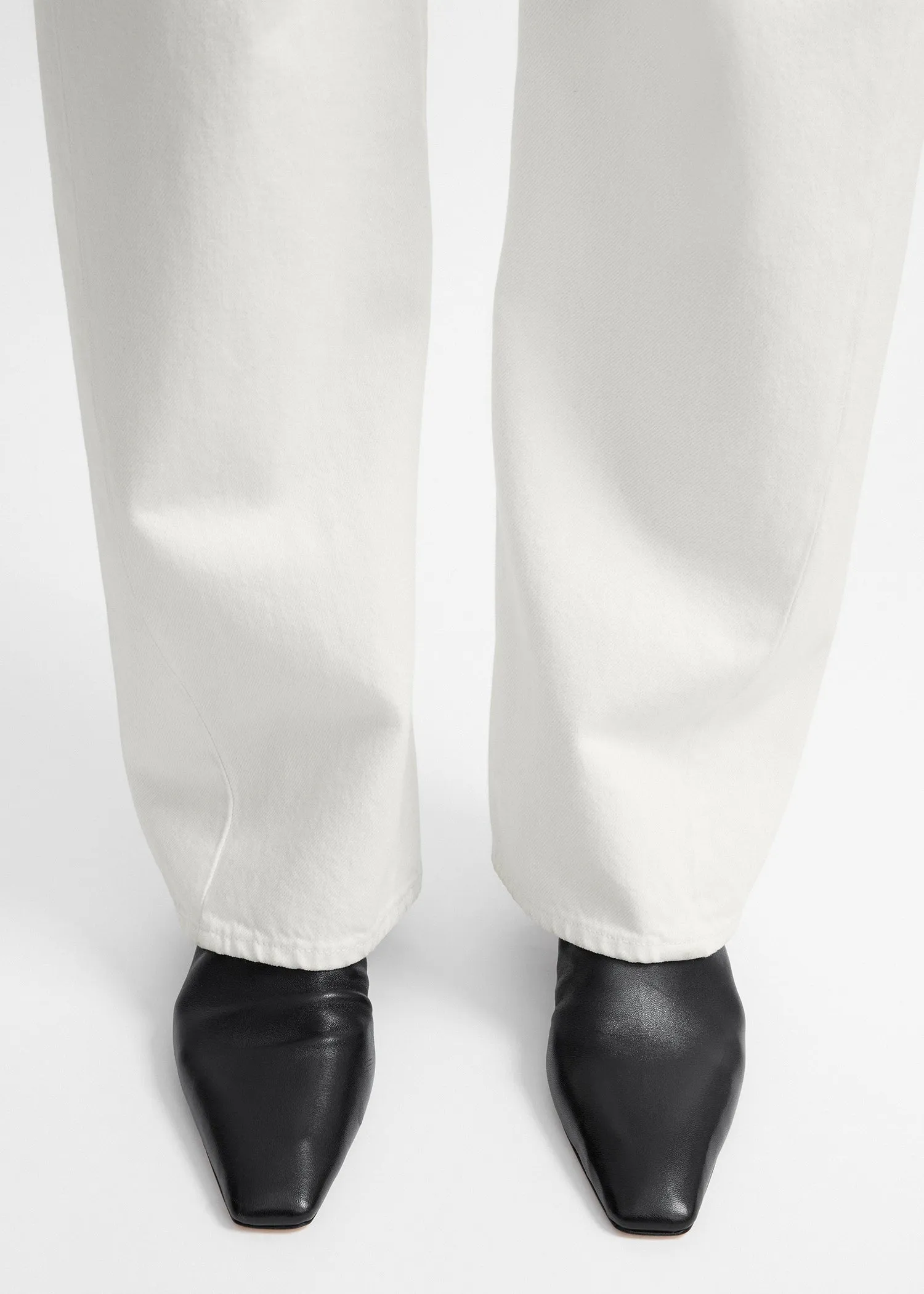 Soft nappa mules black sold by Toteme product image thumbnail 2