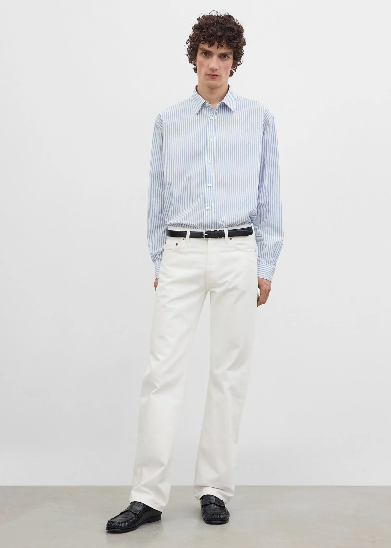 2601 Straight white sold by Toteme product image thumbnail 2