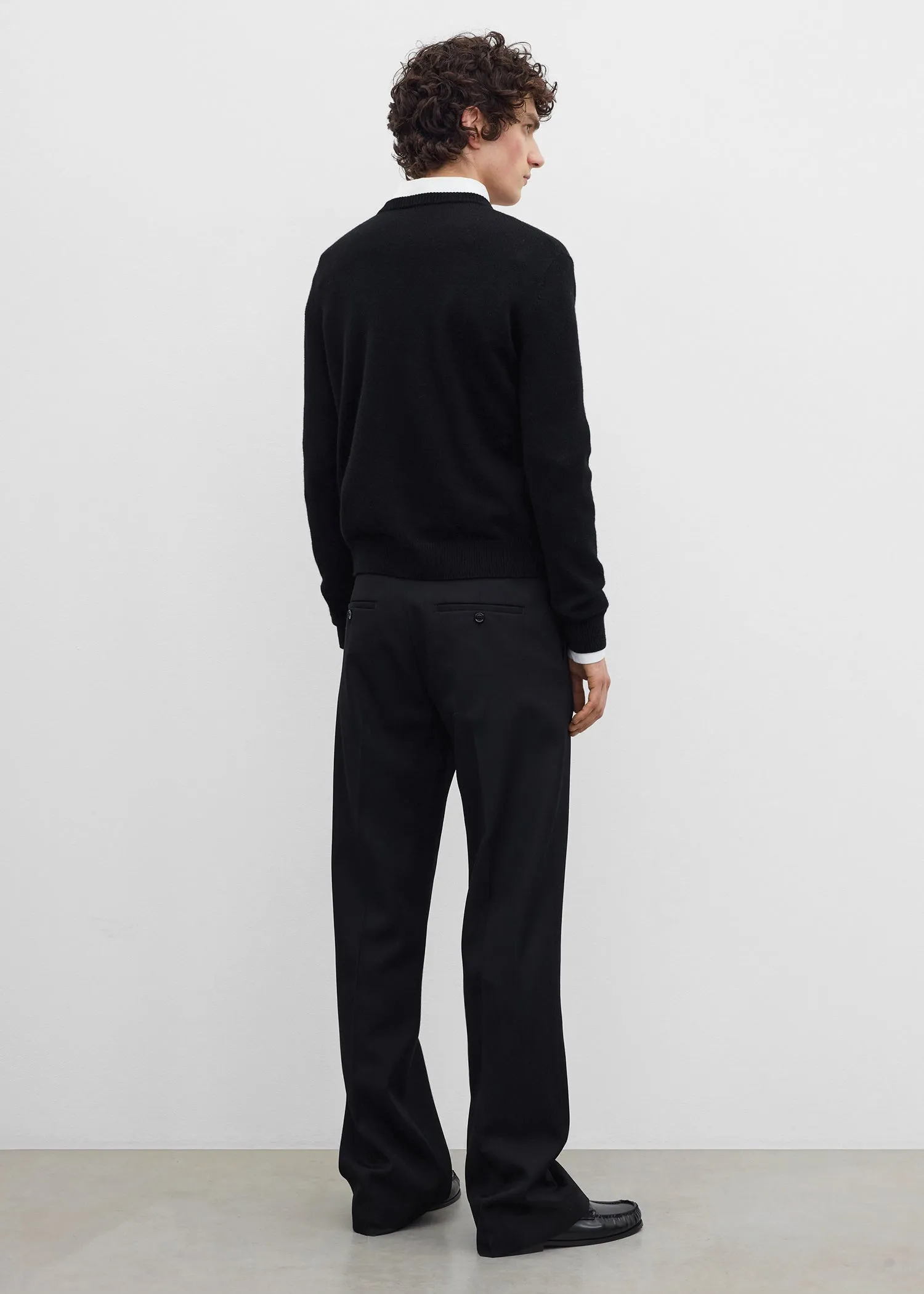 Cashmere crew black sold by Toteme product image thumbnail 3