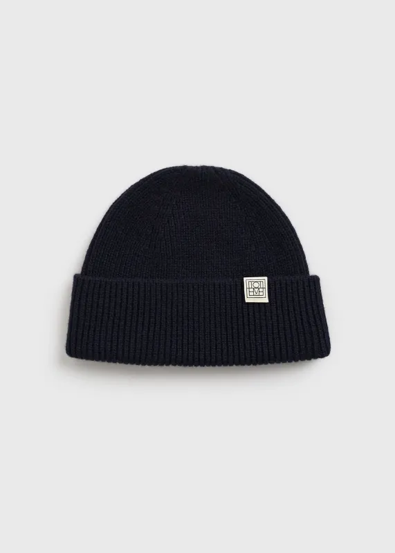 Rib cashmere beanie navy made by Toteme