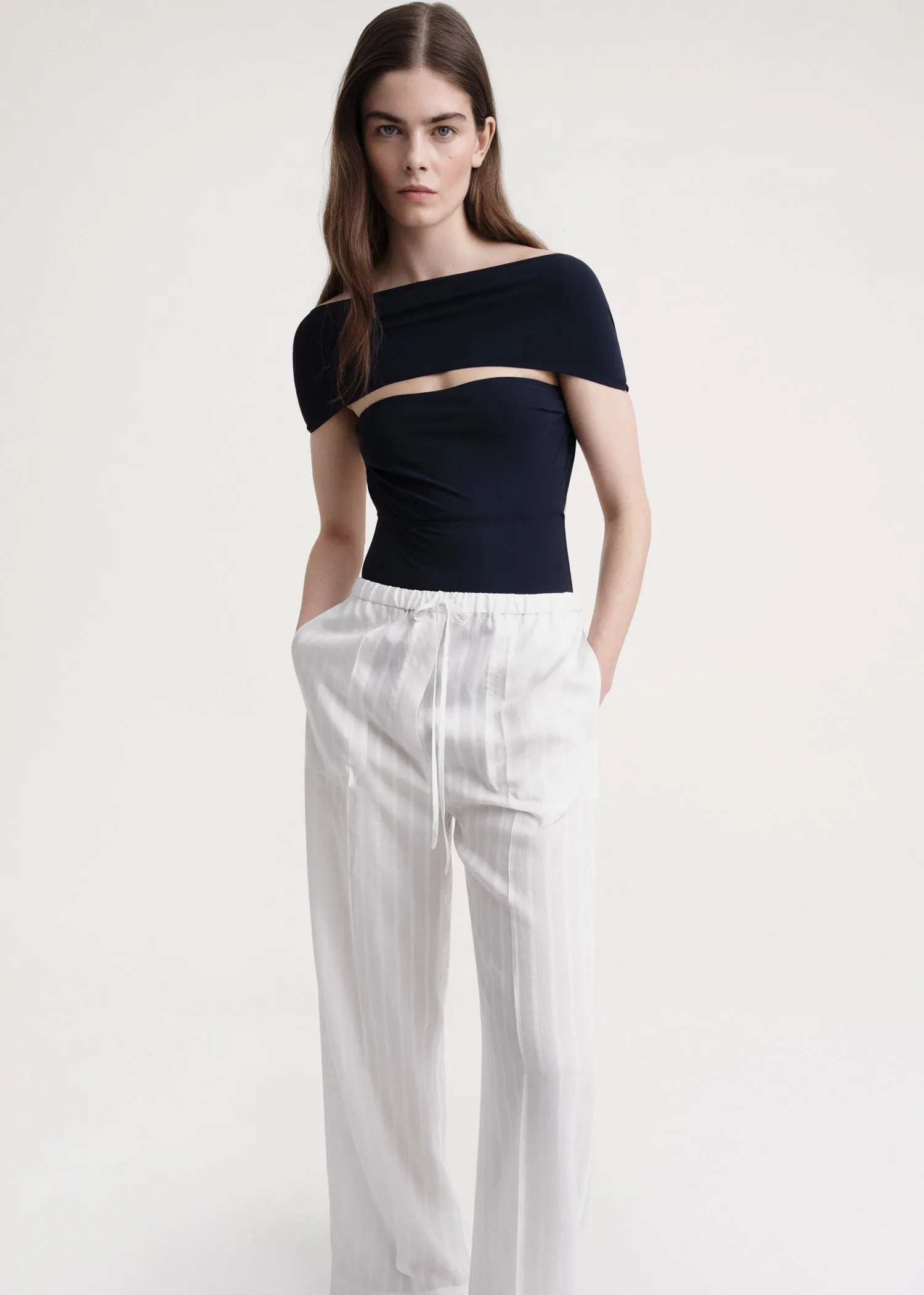 【タグ付き】juemi Tender Light Jacquard Pants タグ付き】juemi Tender Light Jacquard Pants - メルカリ