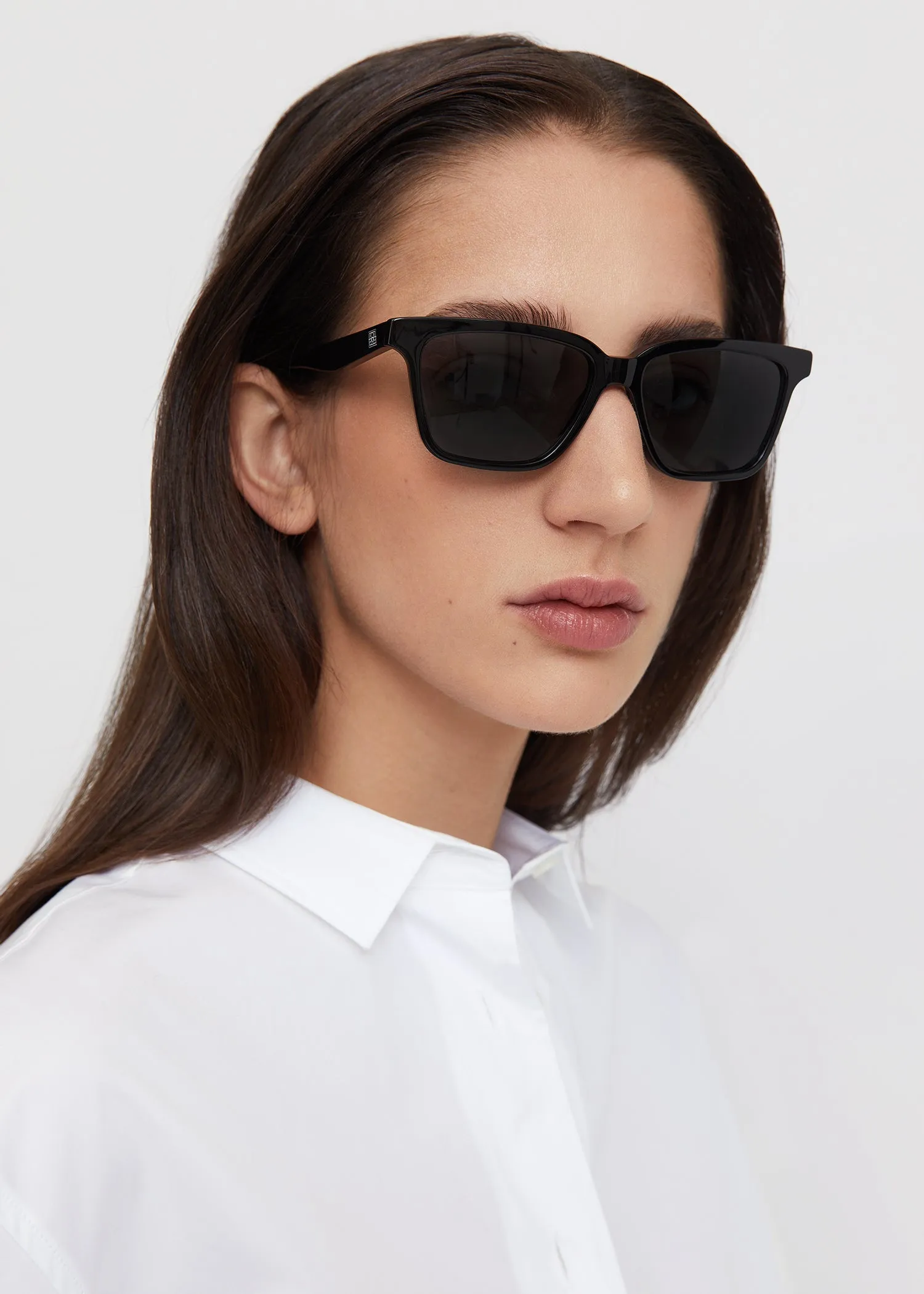 Square sunglasses black sold by Toteme product image thumbnail 3