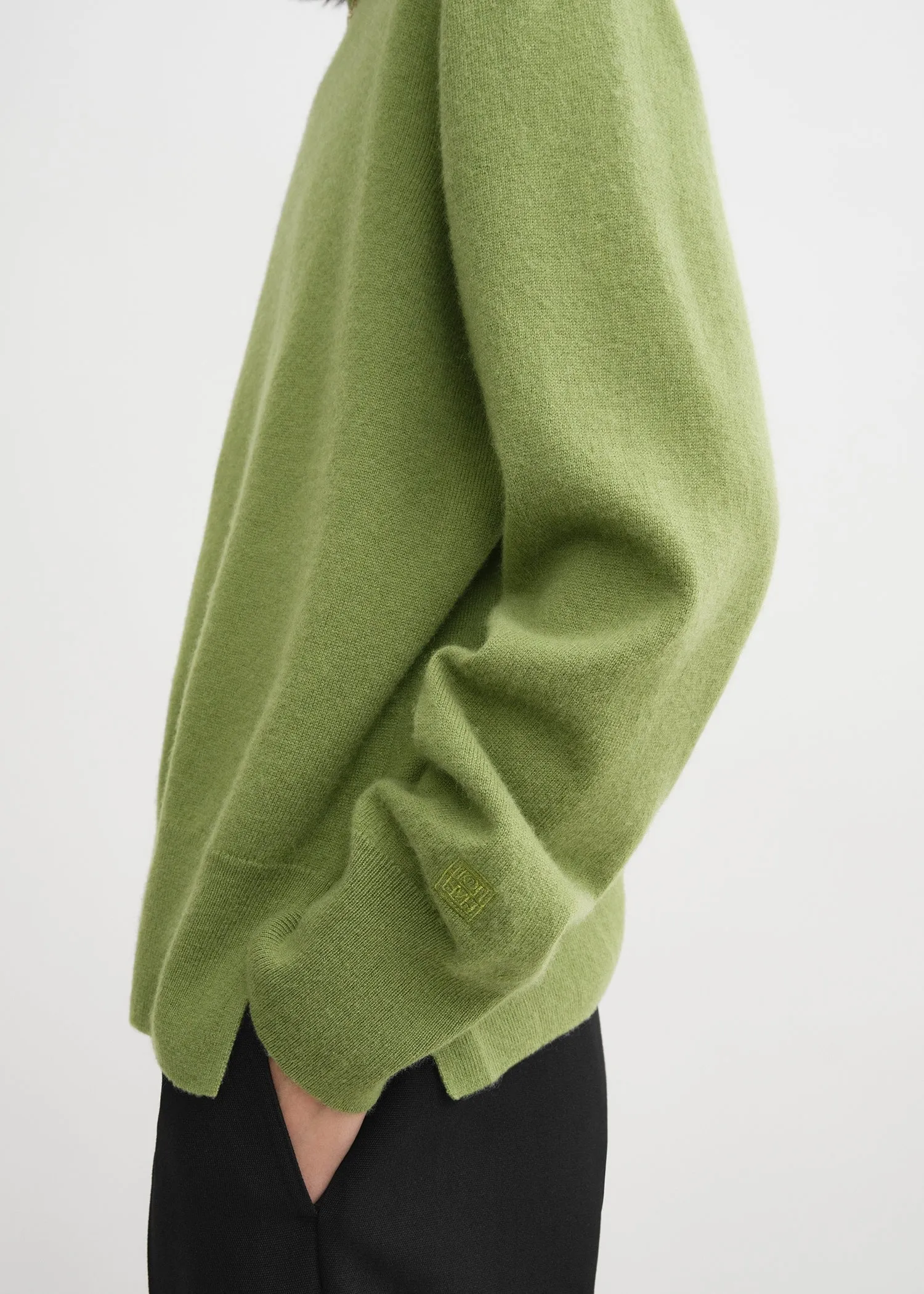 Crew-neck cashmere knit laurel sold by Toteme product image thumbnail 4