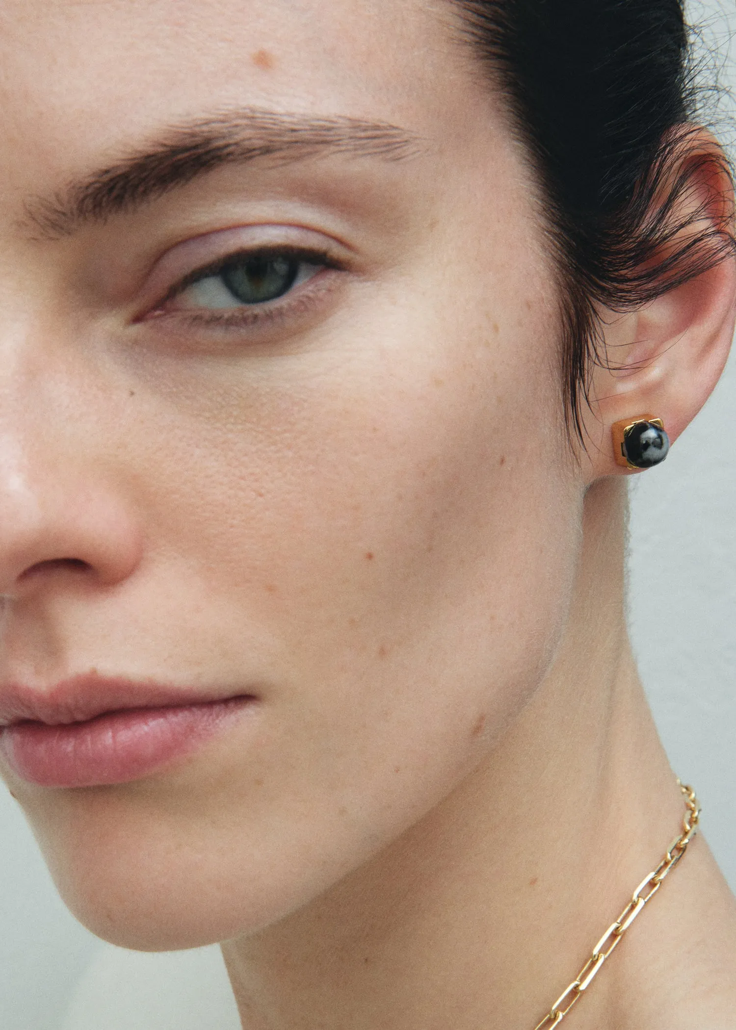 Jasper studs black/off white sold by Toteme product image thumbnail 3