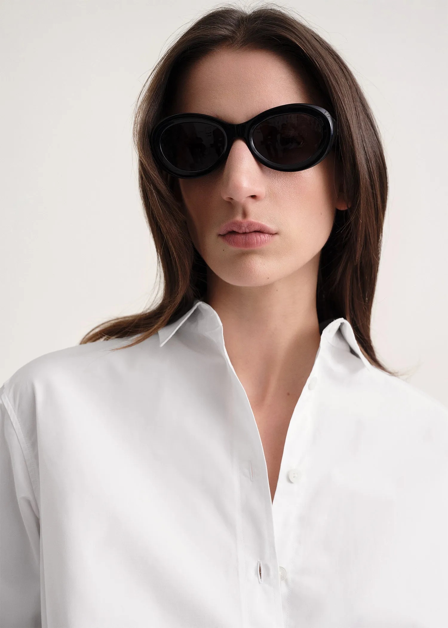 Oval sunglasses black sold by Toteme product image thumbnail 2