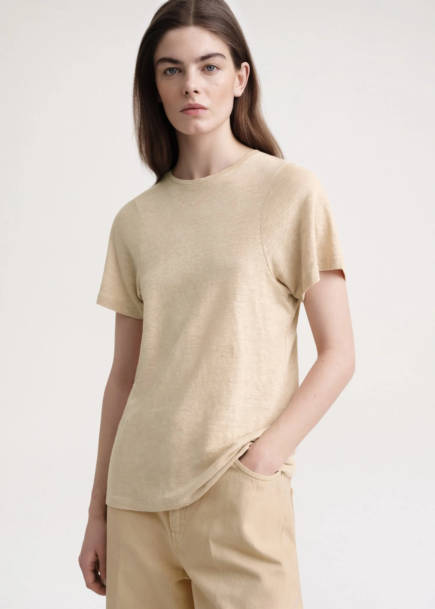 Curved seam linen tee sand sold by Toteme product image thumbnail 4